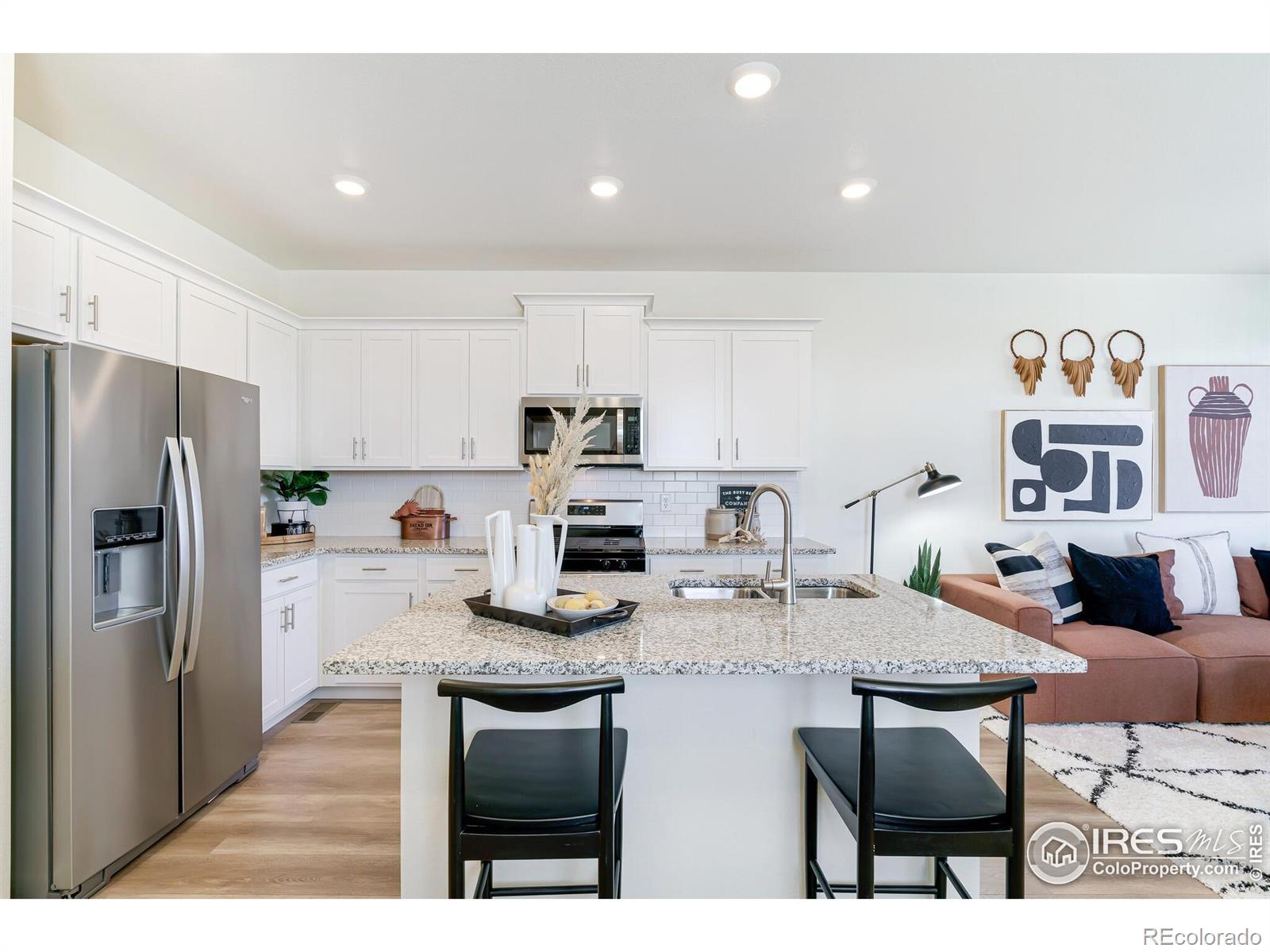MLS Image #7 for 920  logan peak way,berthoud, Colorado