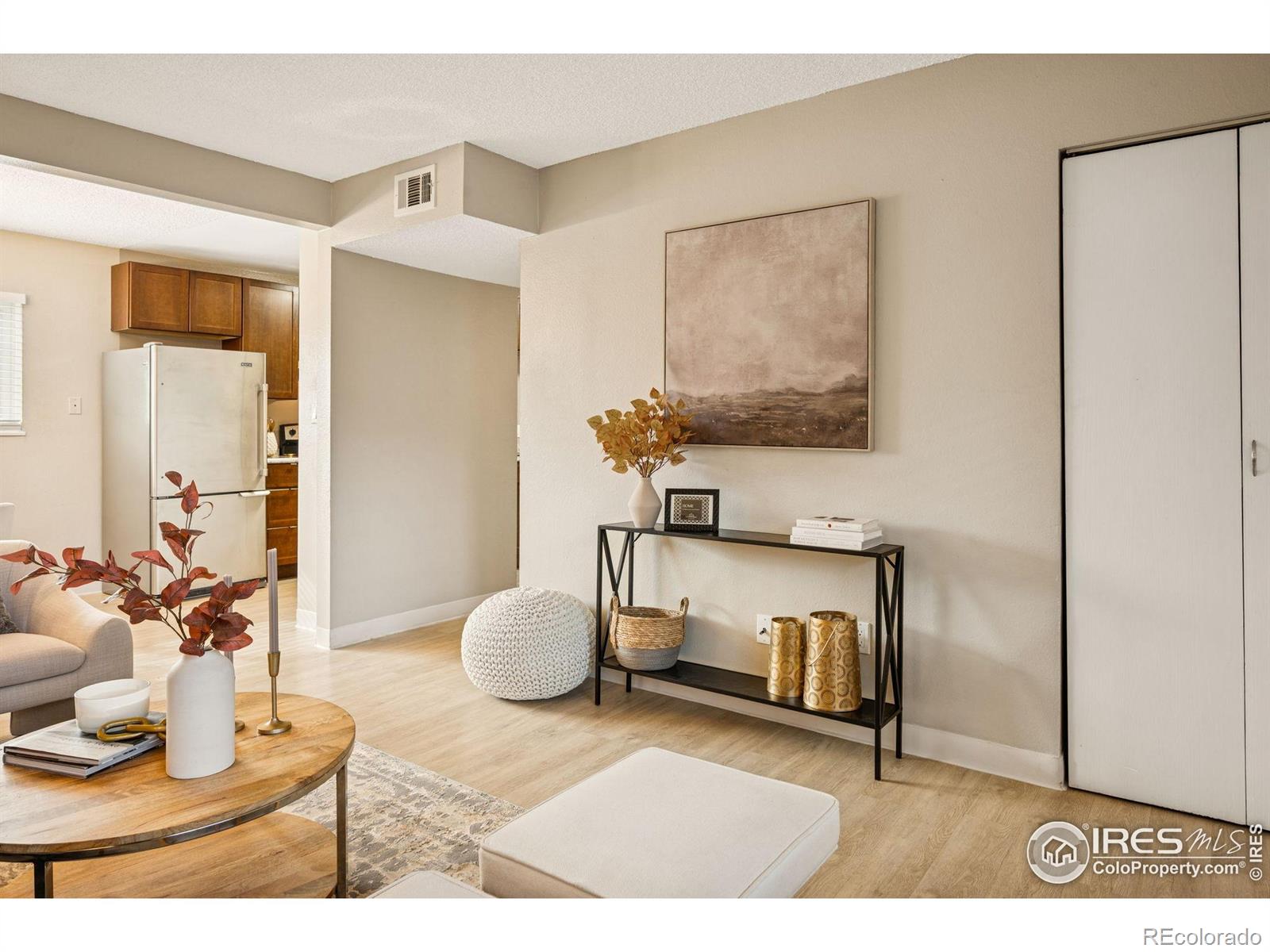 MLS Image #11 for 6800 e tennessee avenue,denver, Colorado