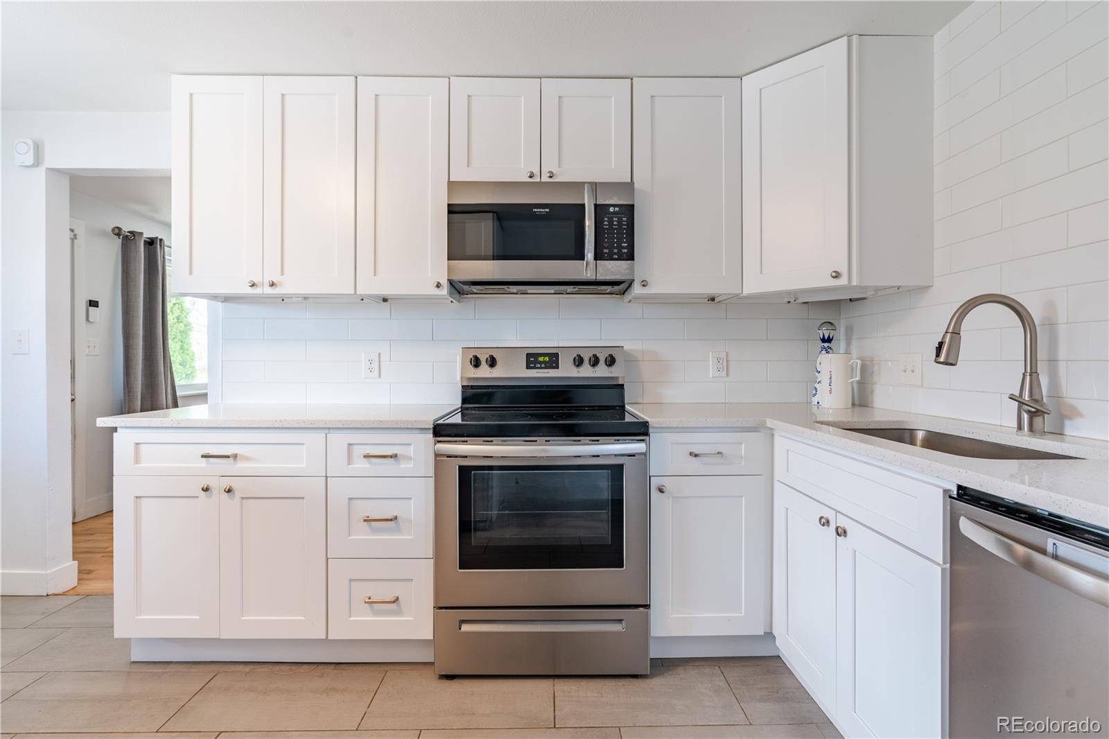 MLS Image #11 for 2179 w vassar avenue,englewood, Colorado