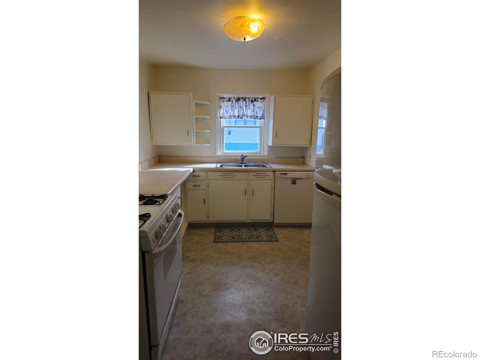 MLS Image #5 for 160 e 3rd street,cheyenne wells, Colorado