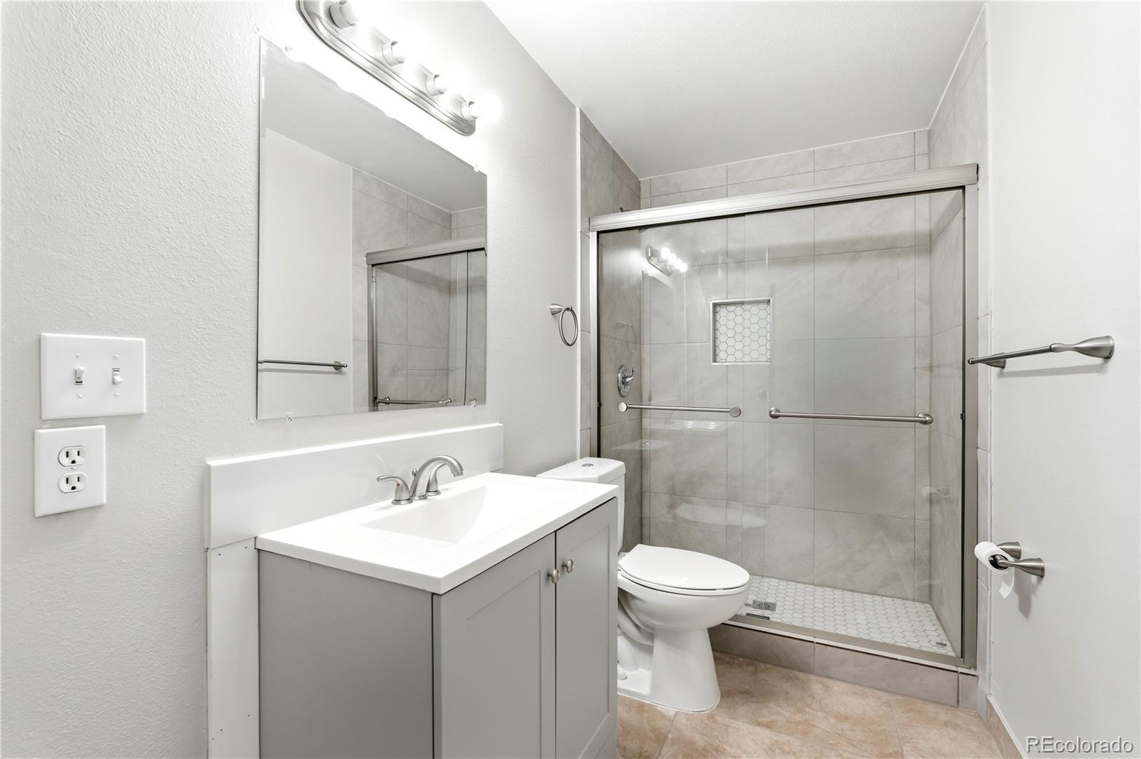 MLS Image #20 for 10150 e virginia avenue 13-203,denver, Colorado