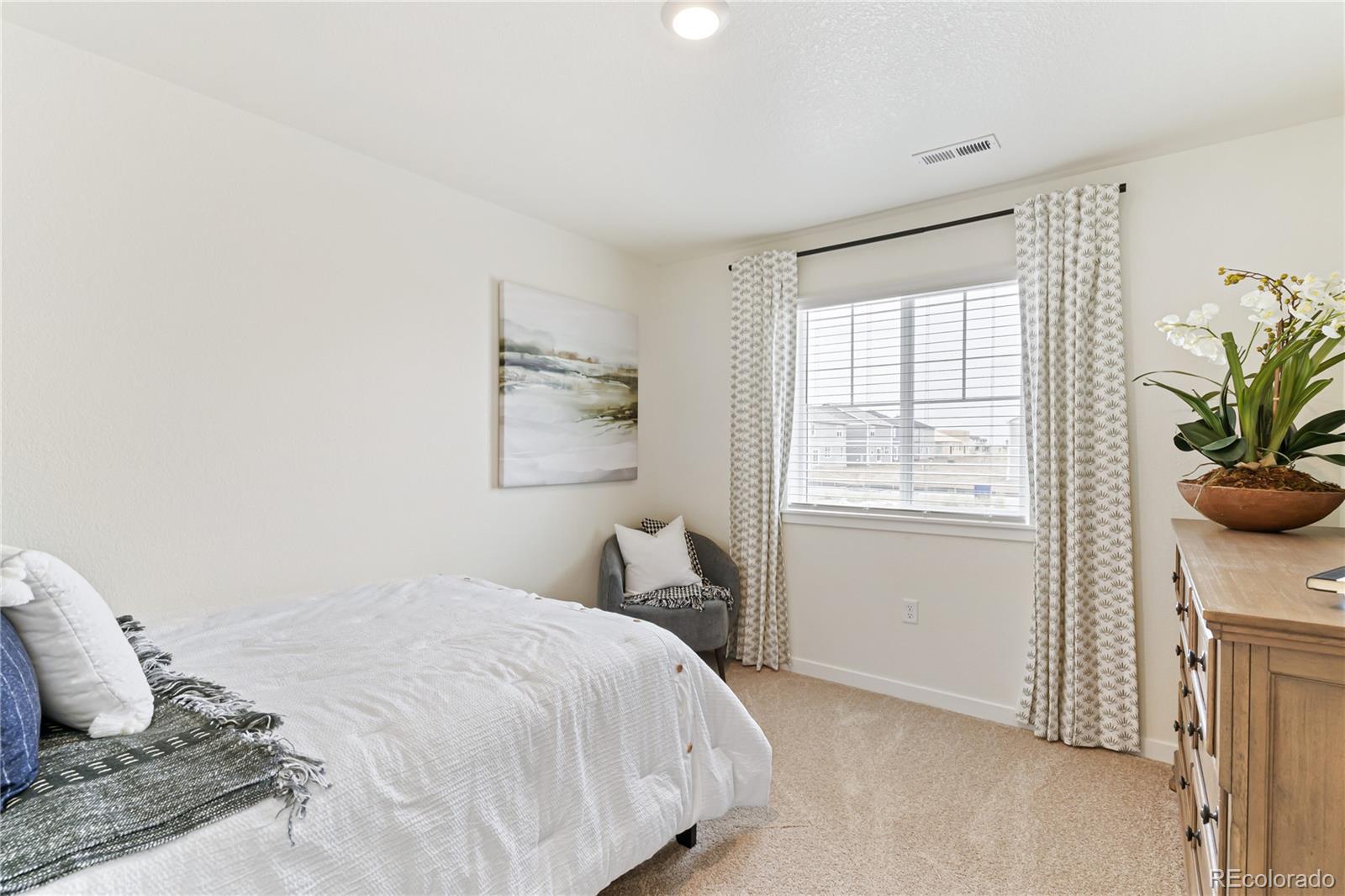 MLS Image #25 for 28690 e 8th place,watkins, Colorado