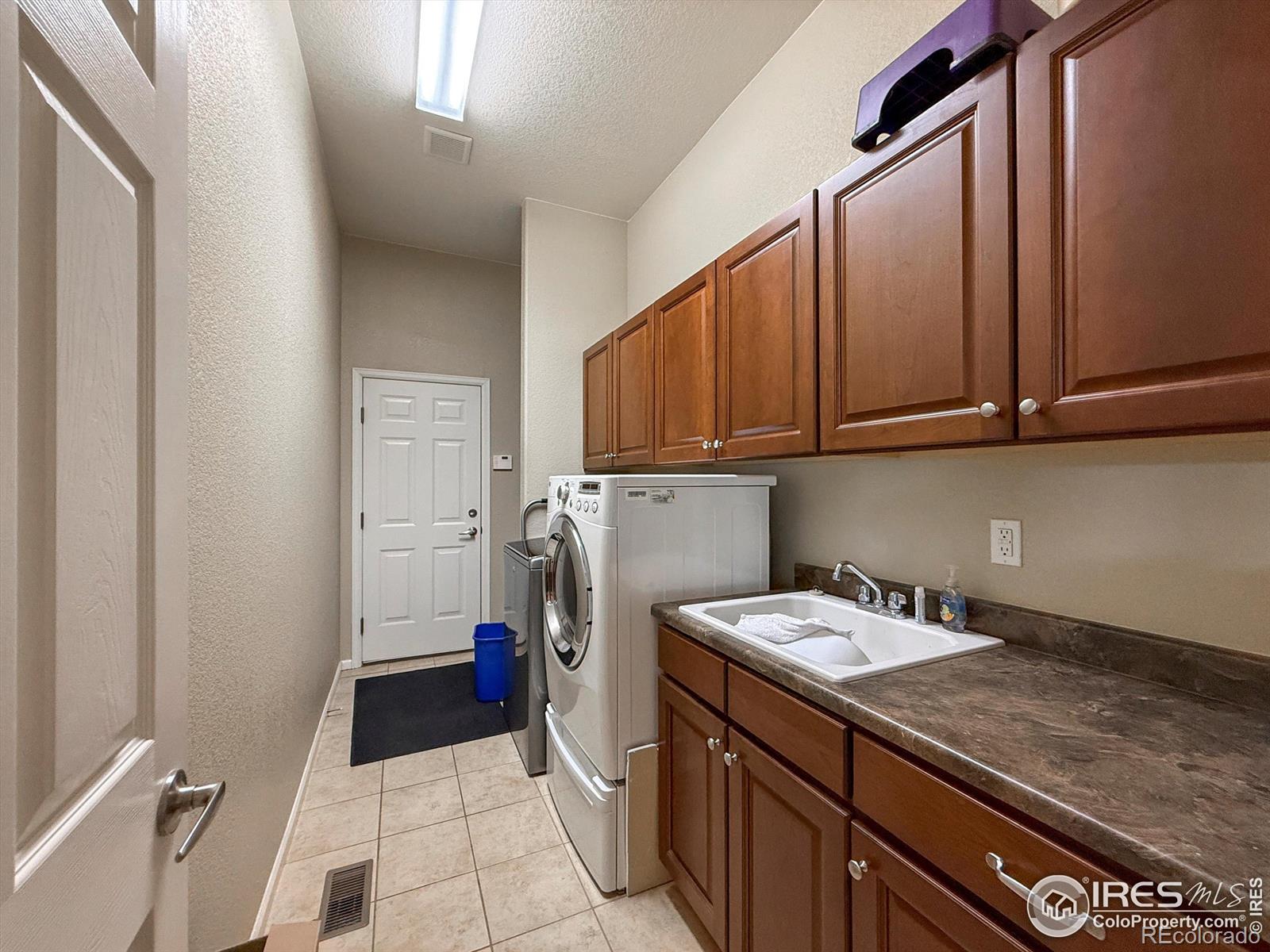 MLS Image #18 for 6353 s queensburg court,aurora, Colorado