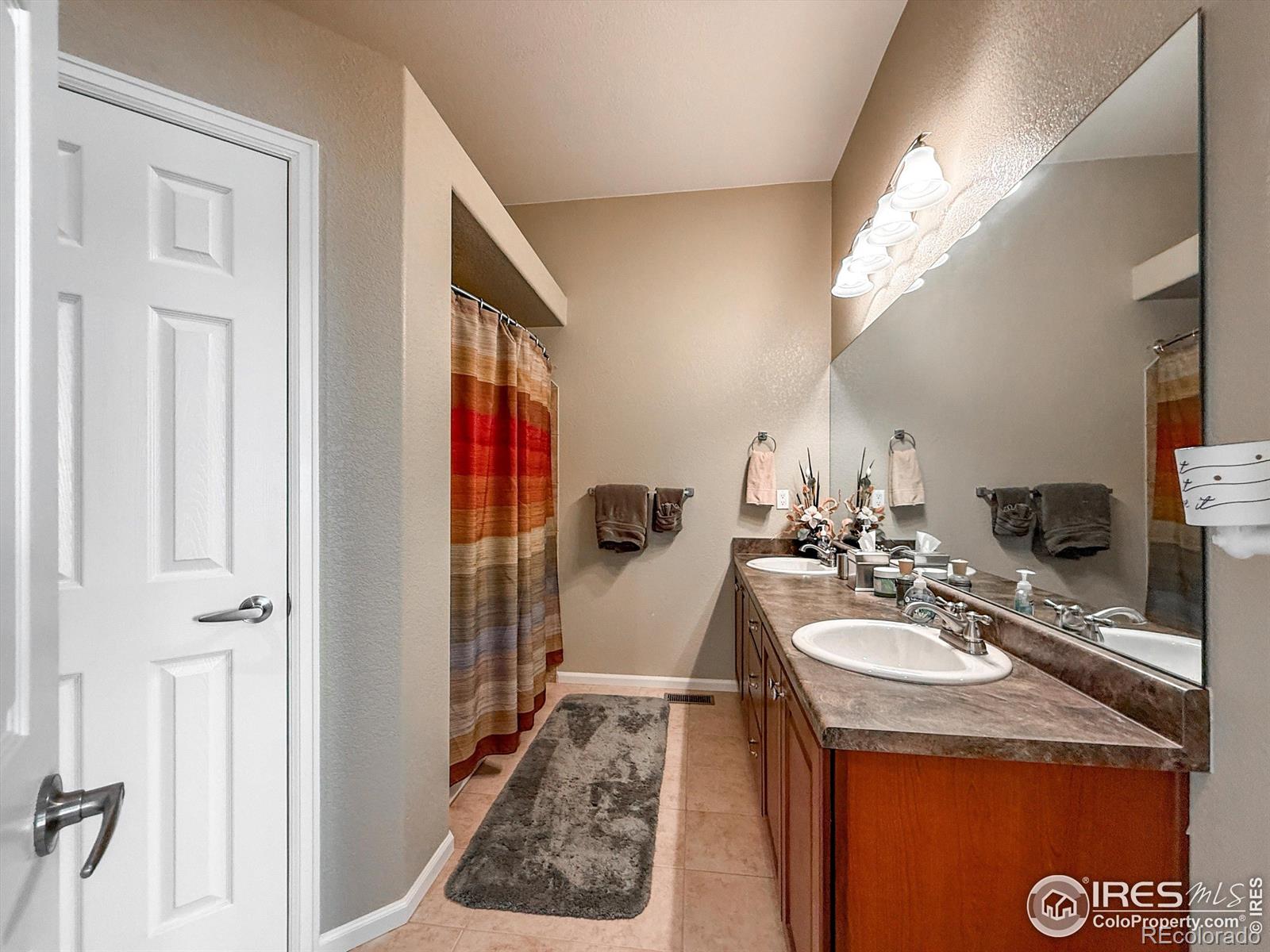 MLS Image #25 for 6353 s queensburg court,aurora, Colorado