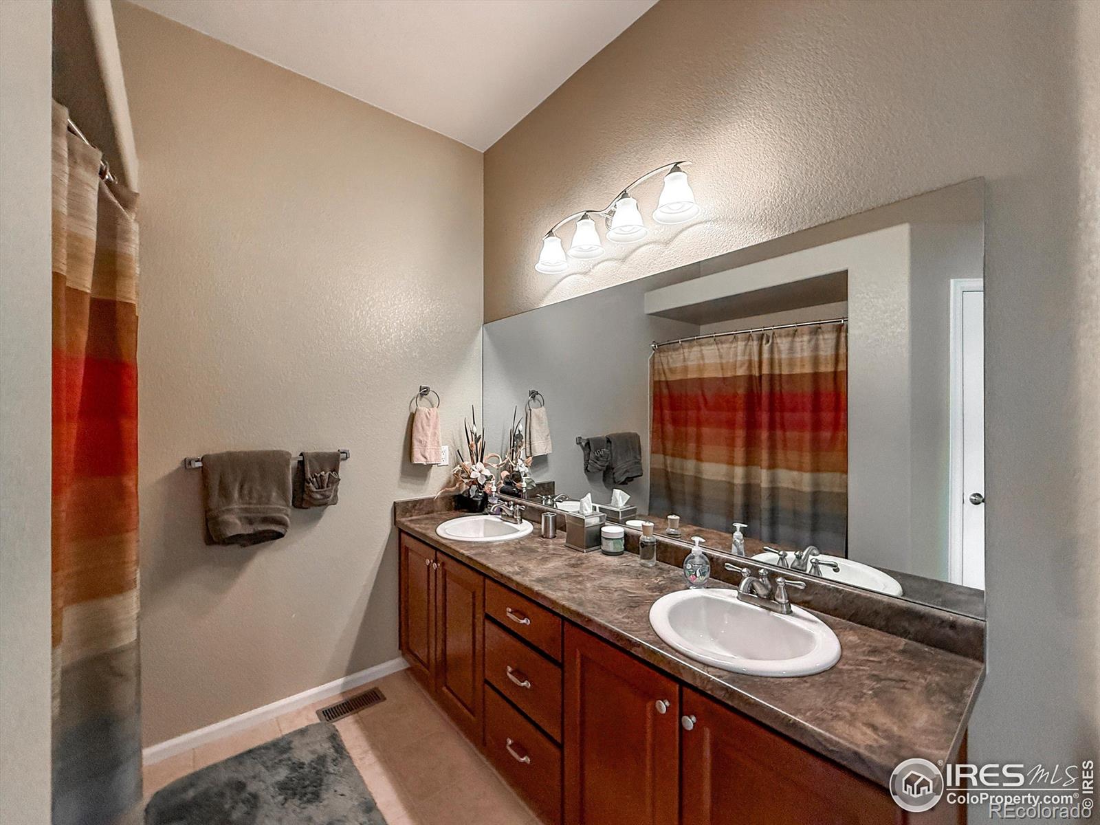 MLS Image #26 for 6353 s queensburg court,aurora, Colorado