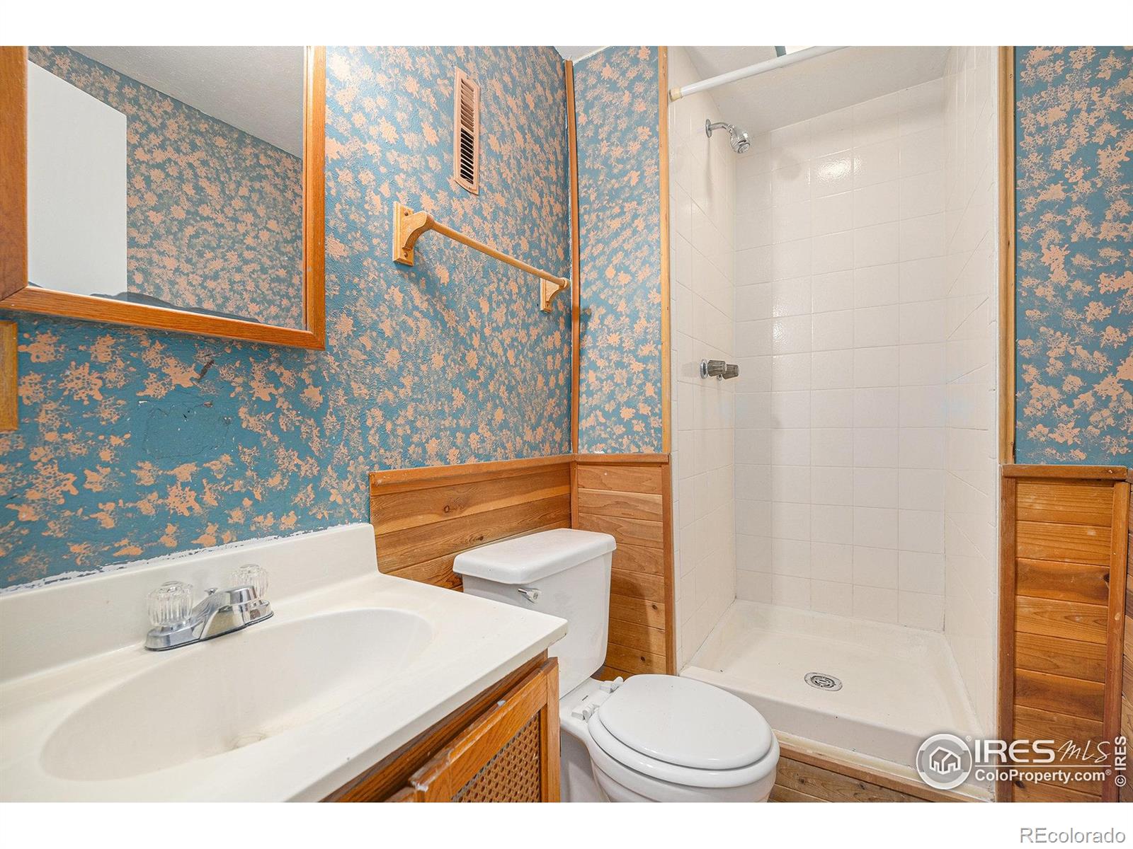 MLS Image #11 for 7154  welch court,arvada, Colorado
