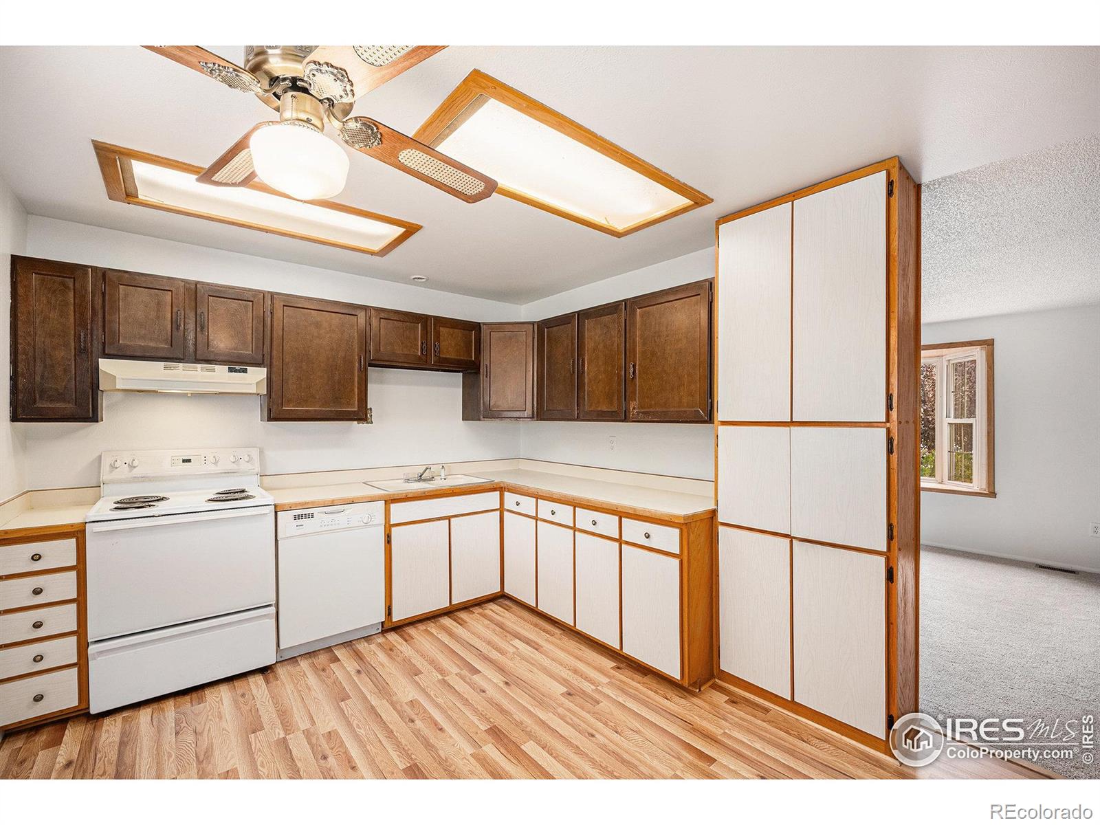 MLS Image #4 for 7154  welch court,arvada, Colorado