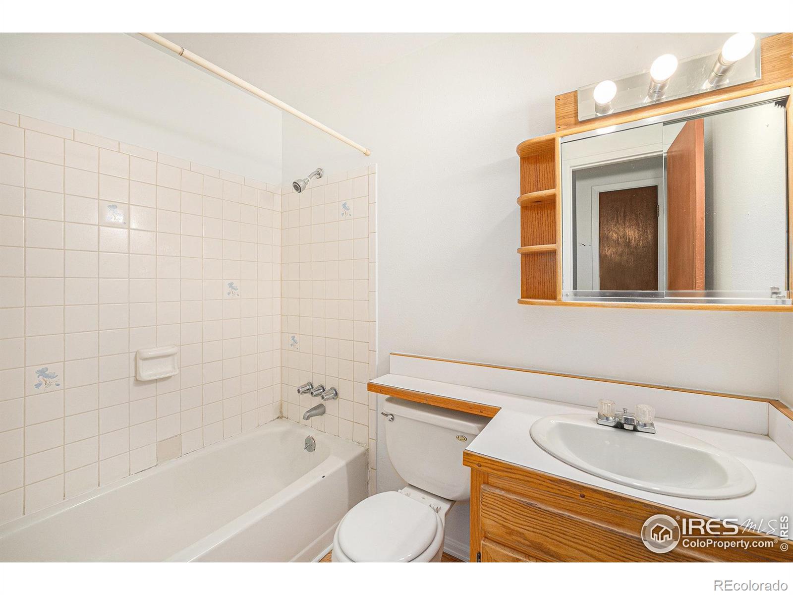 MLS Image #8 for 7154  welch court,arvada, Colorado