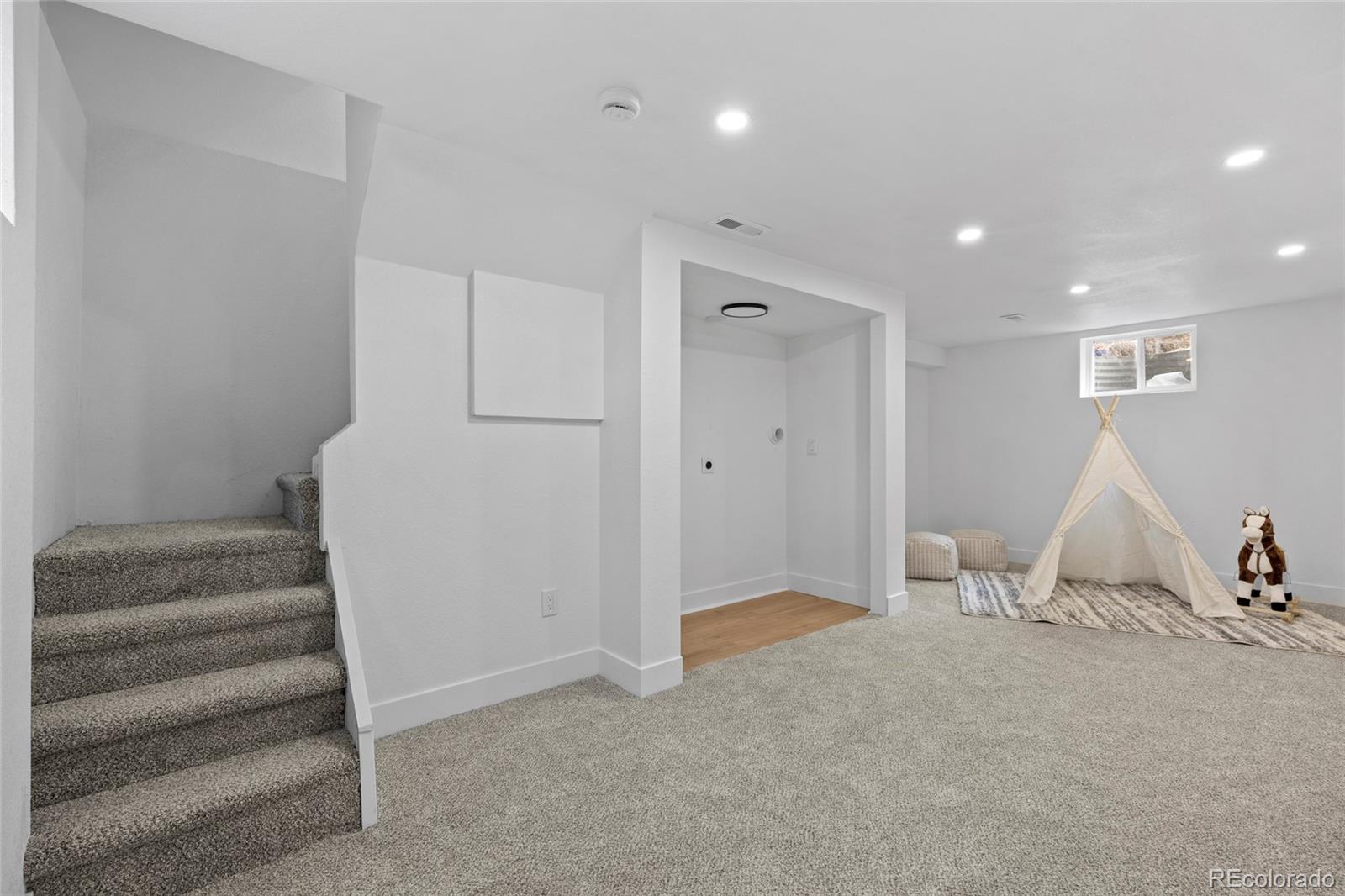MLS Image #30 for 3740 w 1st avenue,denver, Colorado