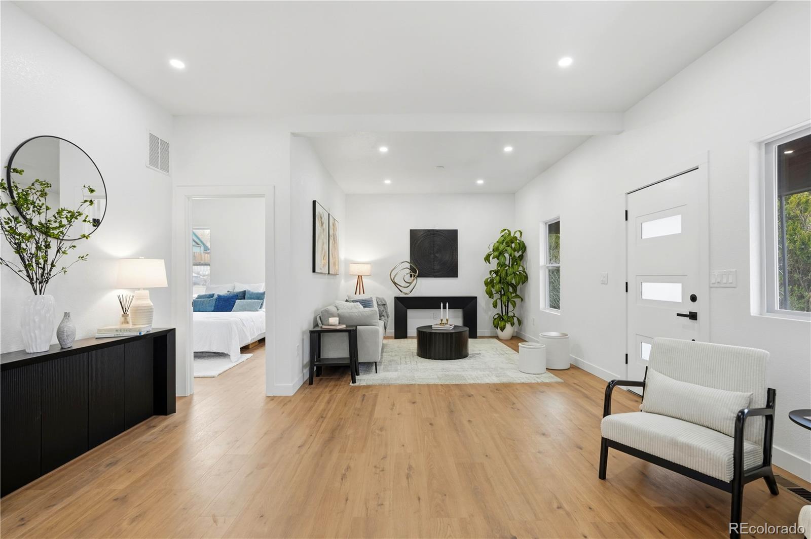 MLS Image #7 for 3740 w 1st avenue,denver, Colorado