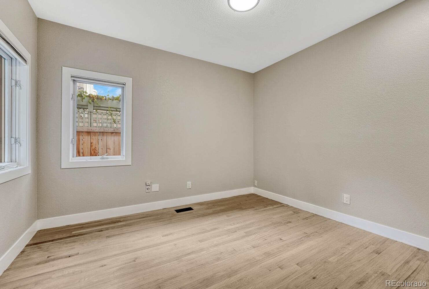 MLS Image #17 for 522  columbine street,denver, Colorado