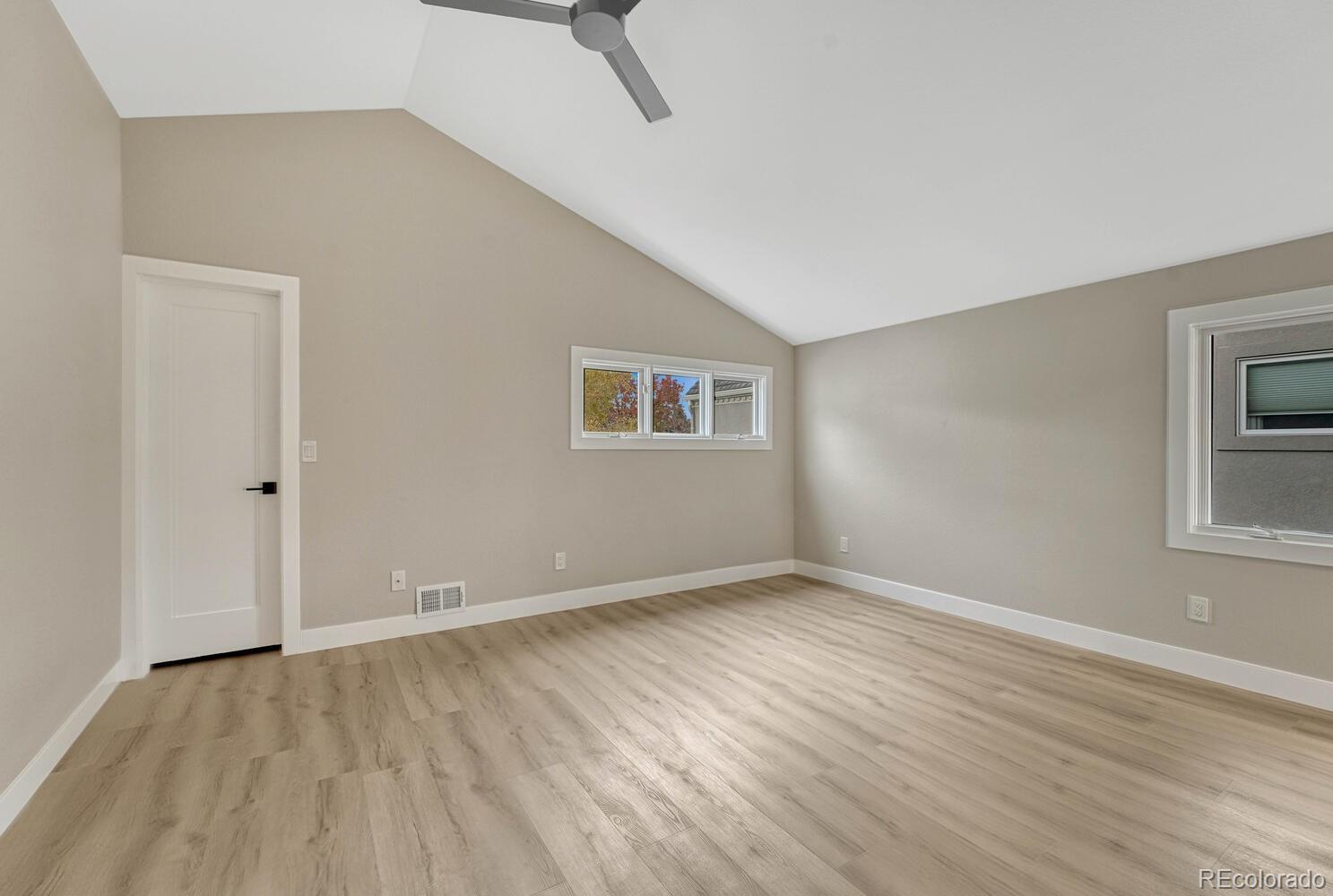 MLS Image #21 for 522  columbine street,denver, Colorado