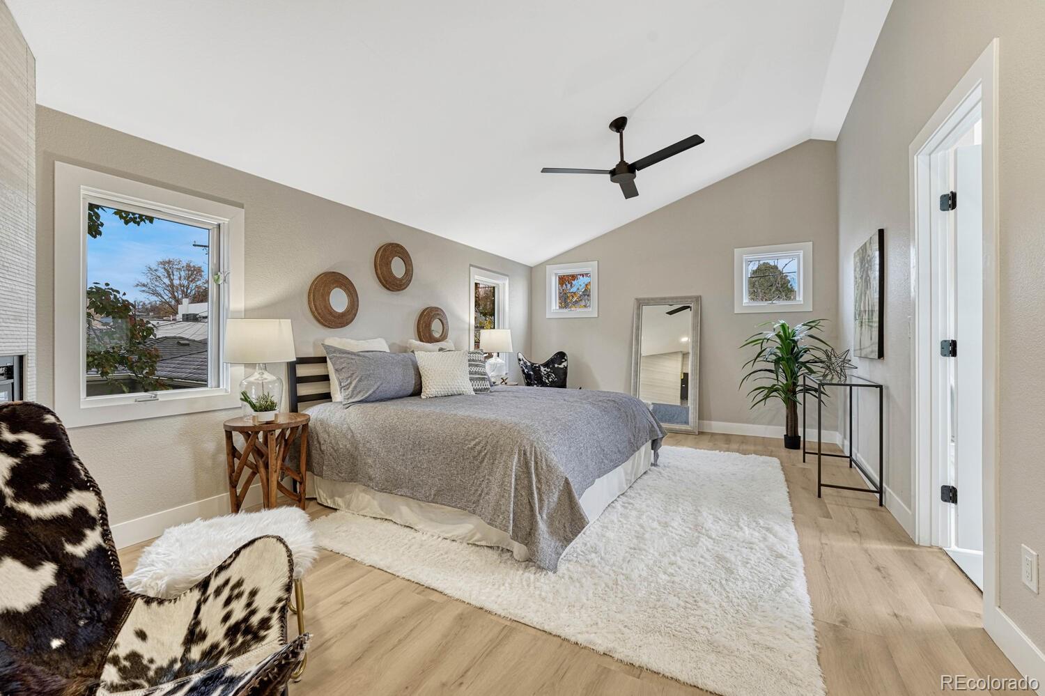 MLS Image #27 for 522  columbine street,denver, Colorado