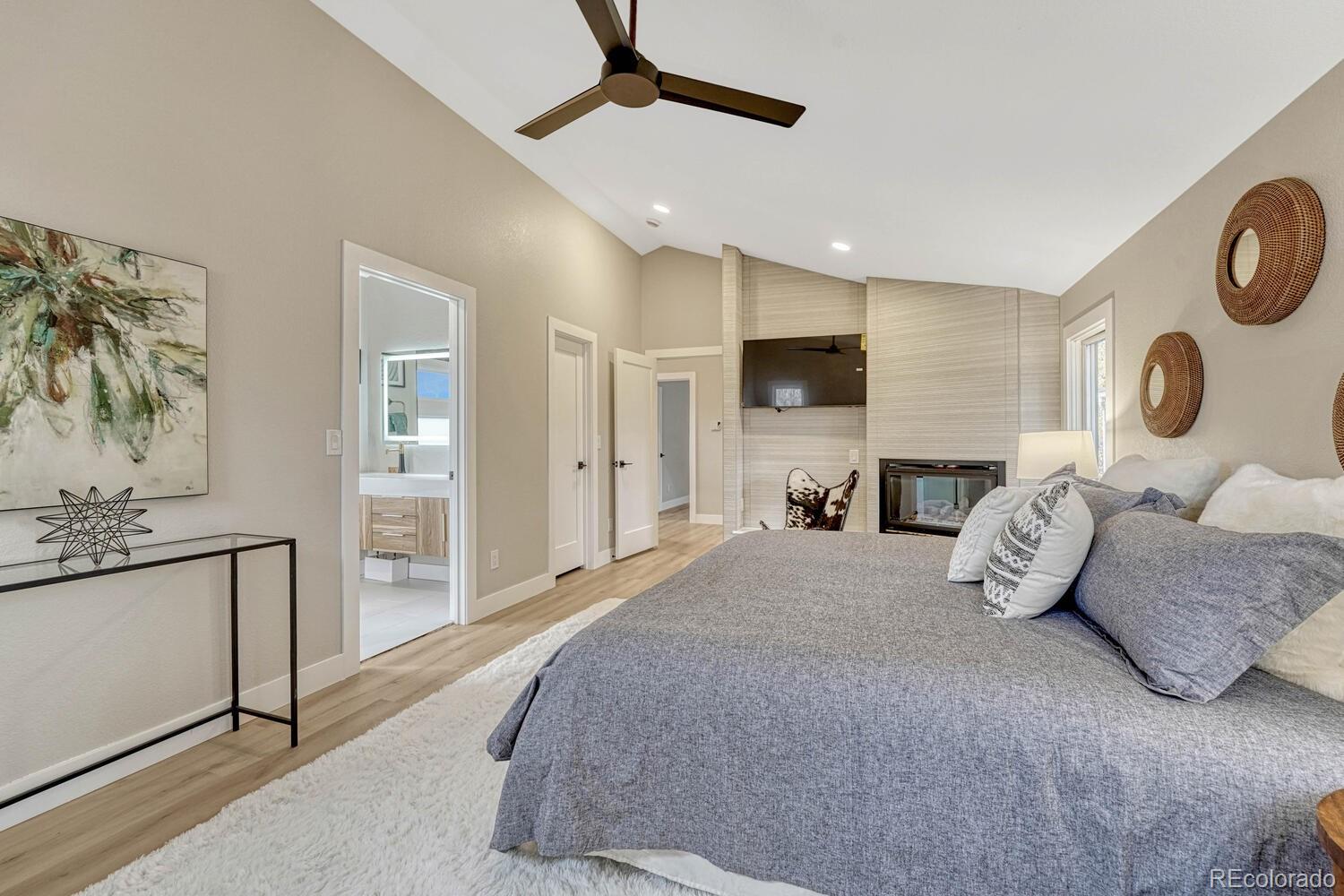 MLS Image #30 for 522  columbine street,denver, Colorado
