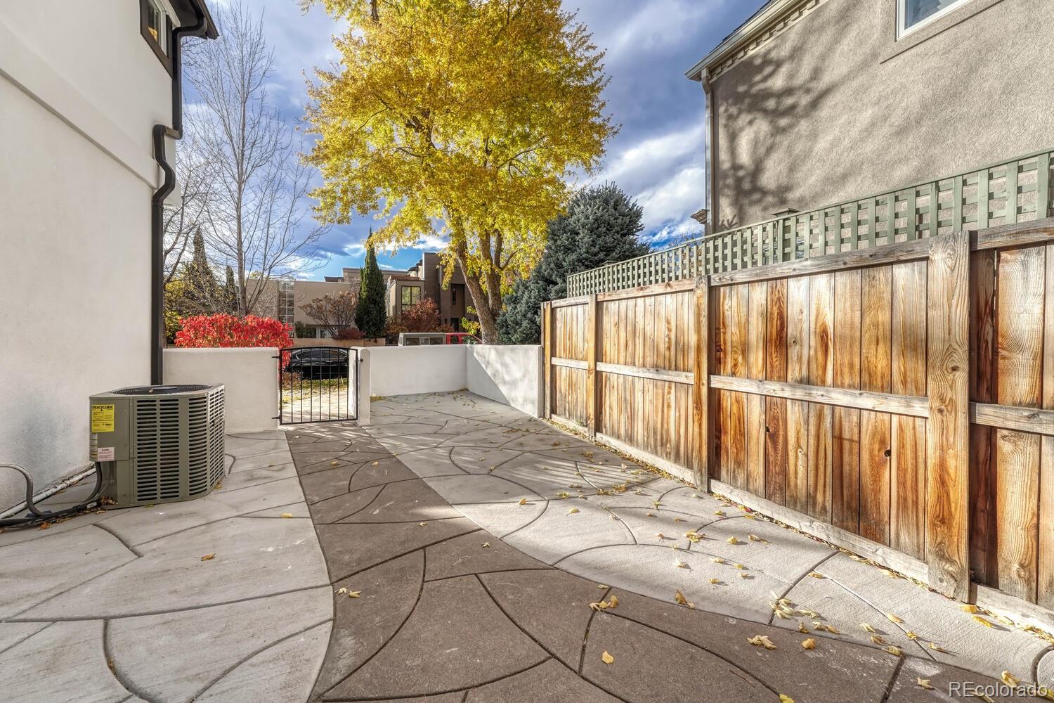 MLS Image #45 for 522  columbine street,denver, Colorado