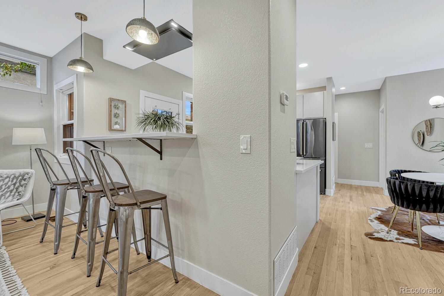 MLS Image #8 for 522  columbine street,denver, Colorado