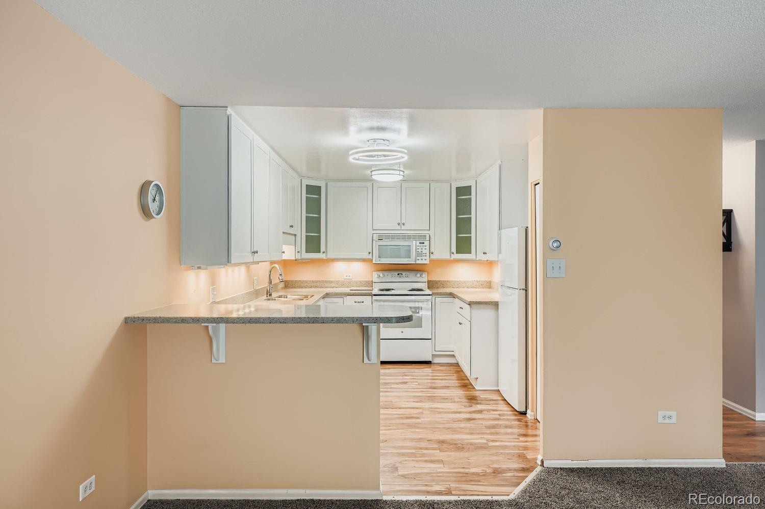 MLS Image #11 for 645 s alton way 12a,denver, Colorado