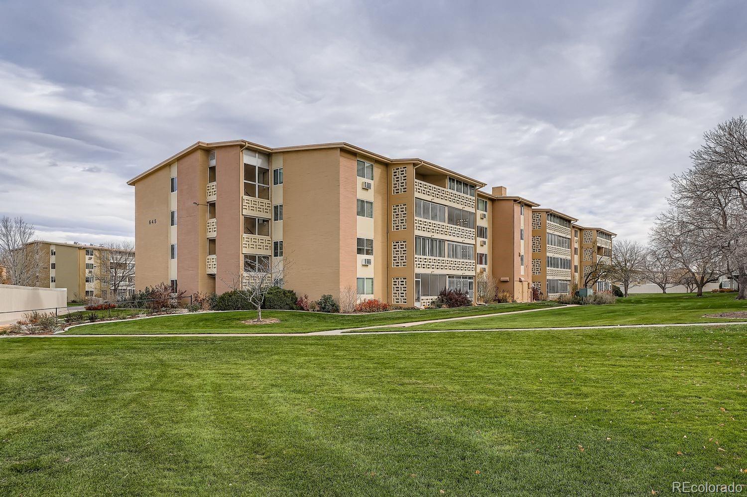 MLS Image #22 for 645 s alton way 12a,denver, Colorado