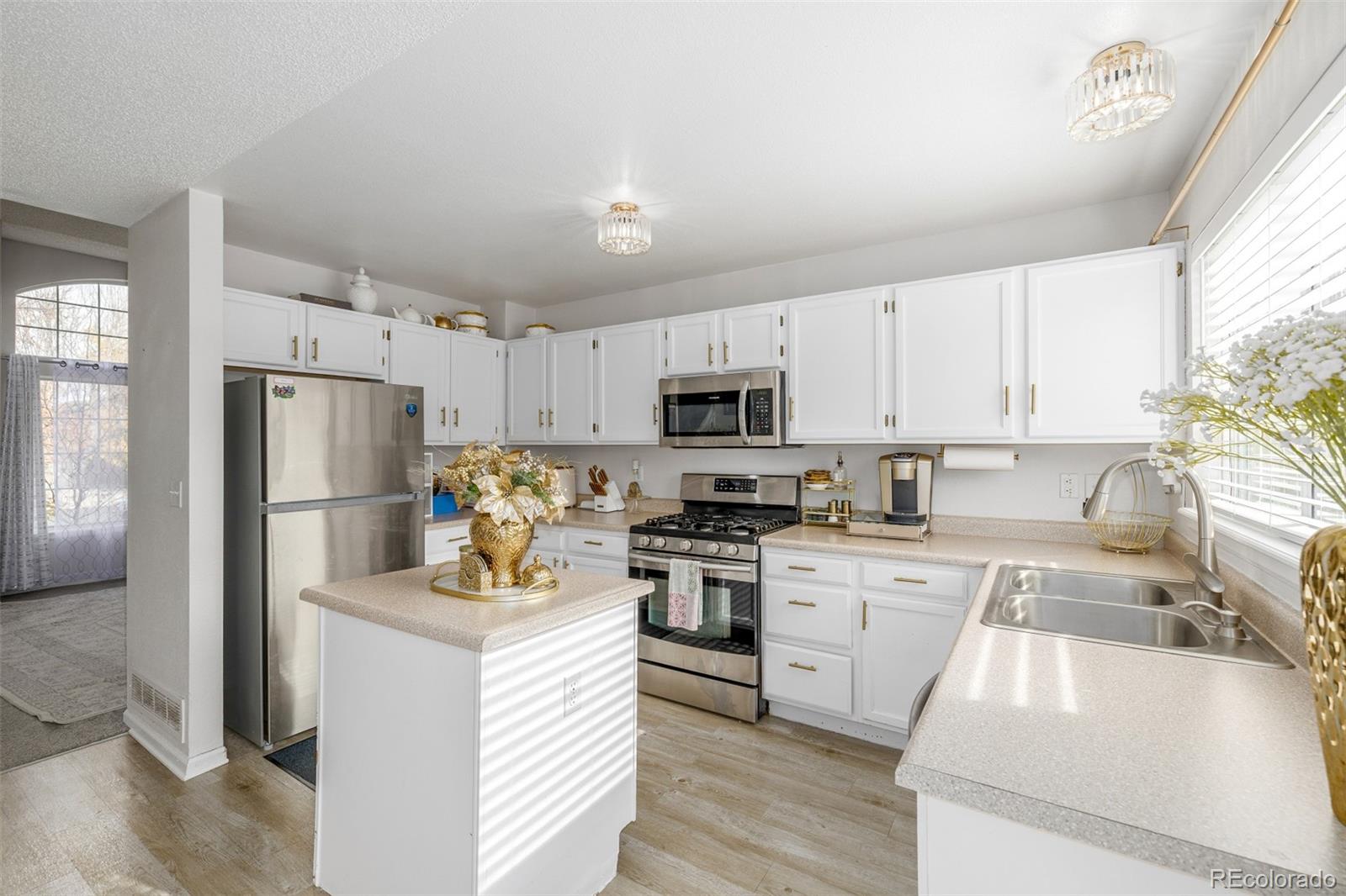 MLS Image #17 for 2884 s salida court,aurora, Colorado
