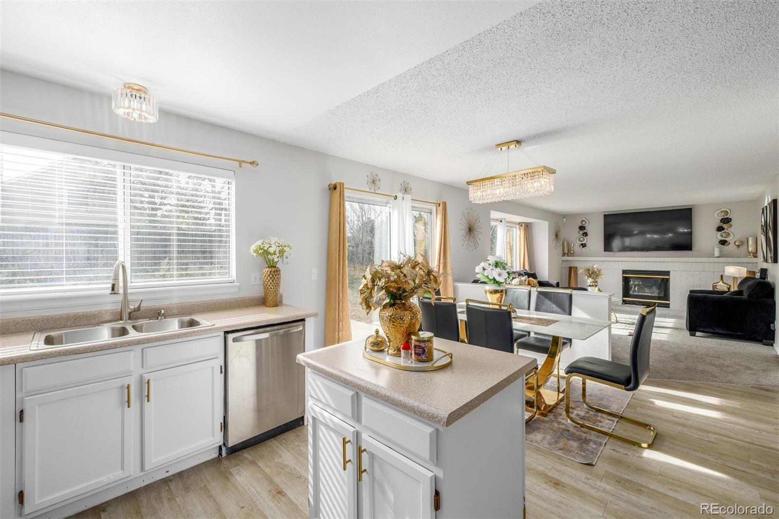 MLS Image #22 for 2884 s salida court,aurora, Colorado