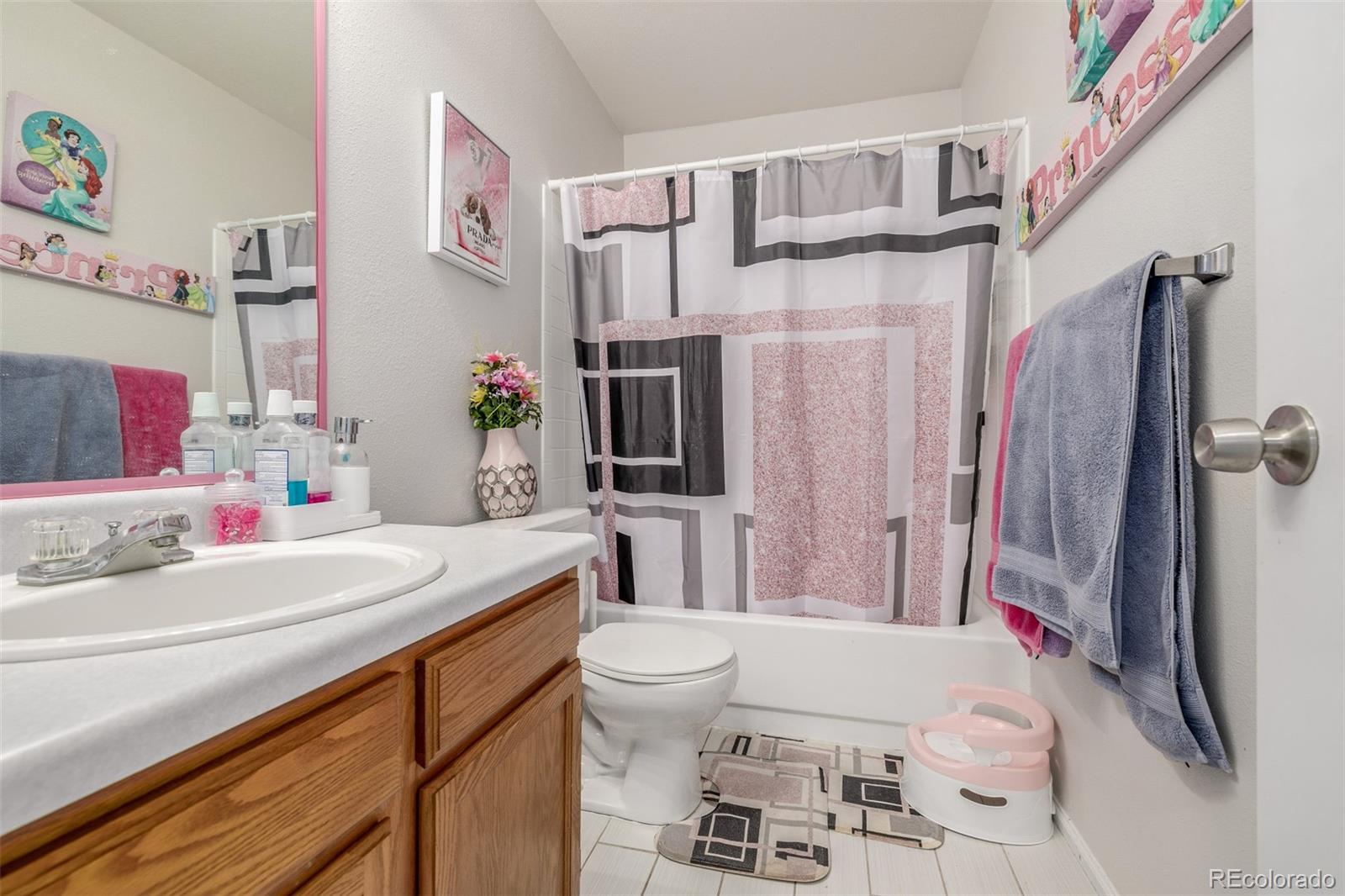 MLS Image #33 for 2884 s salida court,aurora, Colorado