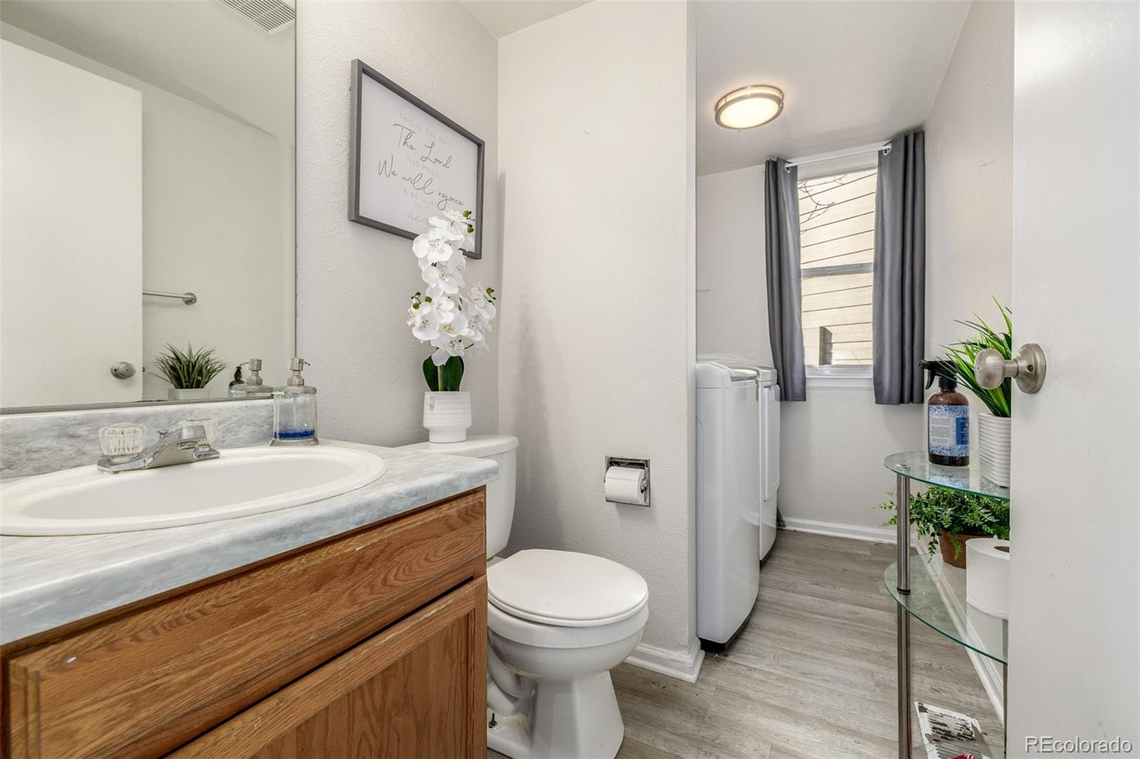 MLS Image #40 for 2884 s salida court,aurora, Colorado