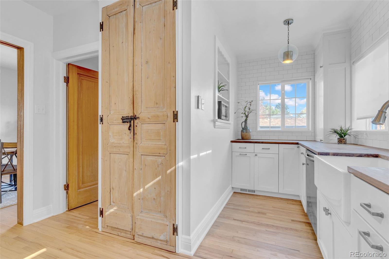 MLS Image #11 for 2870  forest street,denver, Colorado