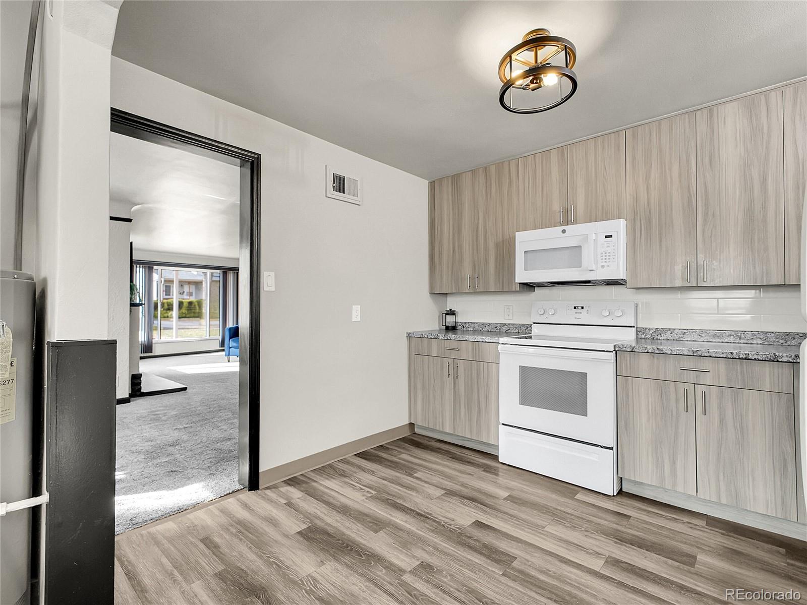 MLS Image #10 for 1536  benton street,lakewood, Colorado