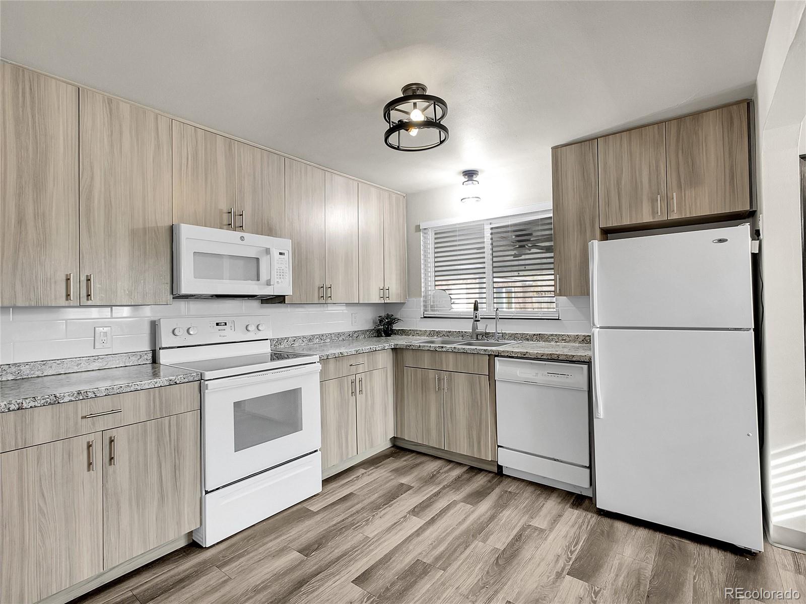 MLS Image #7 for 1536  benton street,lakewood, Colorado