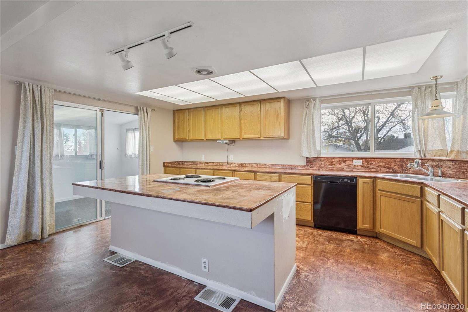 MLS Image #9 for 11272  high street,northglenn, Colorado