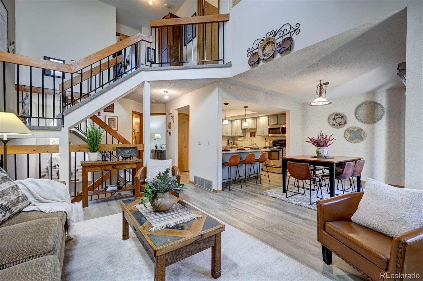 MLS Image #4 for 2124  palm drive ,colorado springs, Colorado