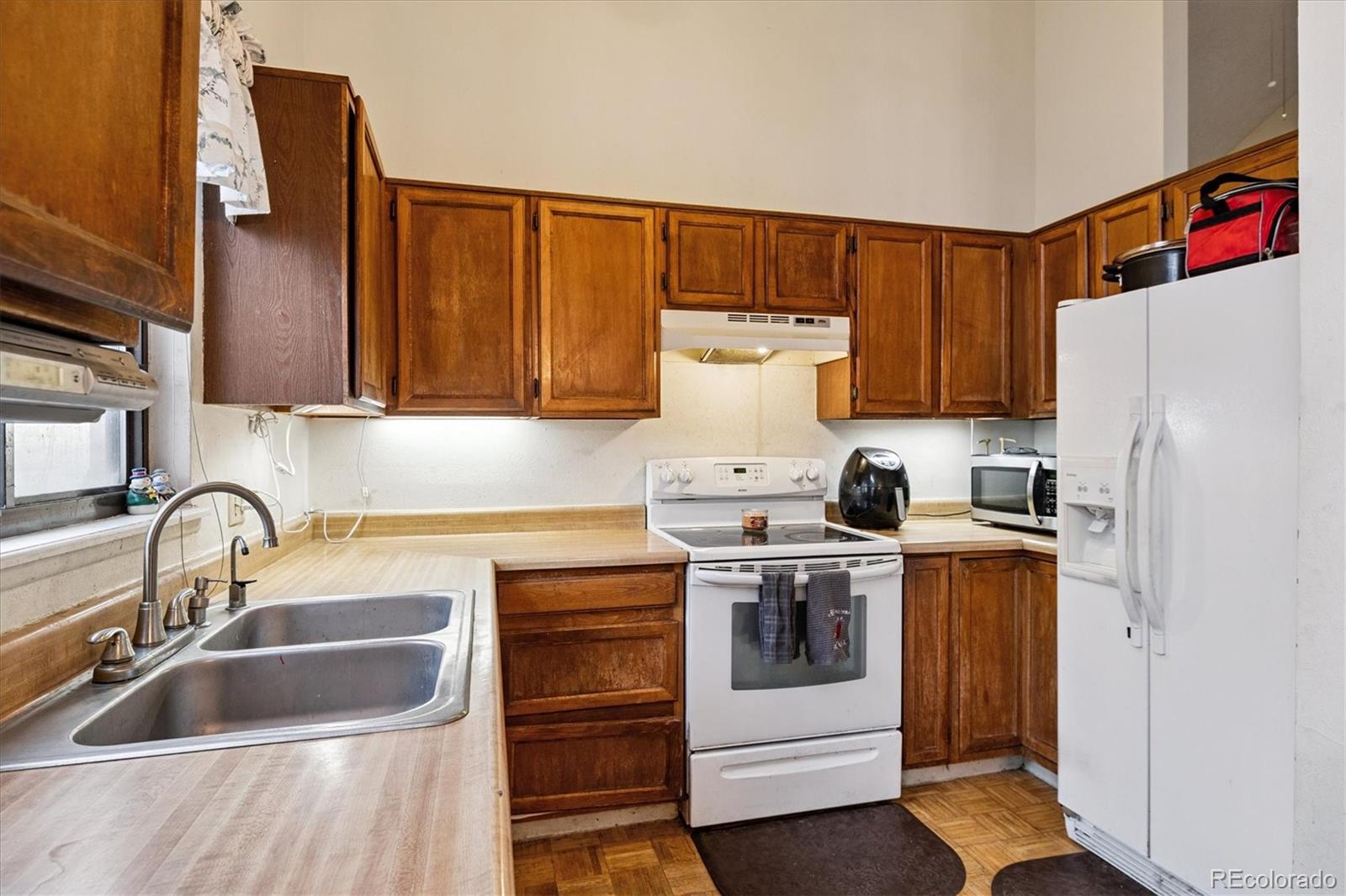 MLS Image #7 for 3815 s genoa circle,aurora, Colorado