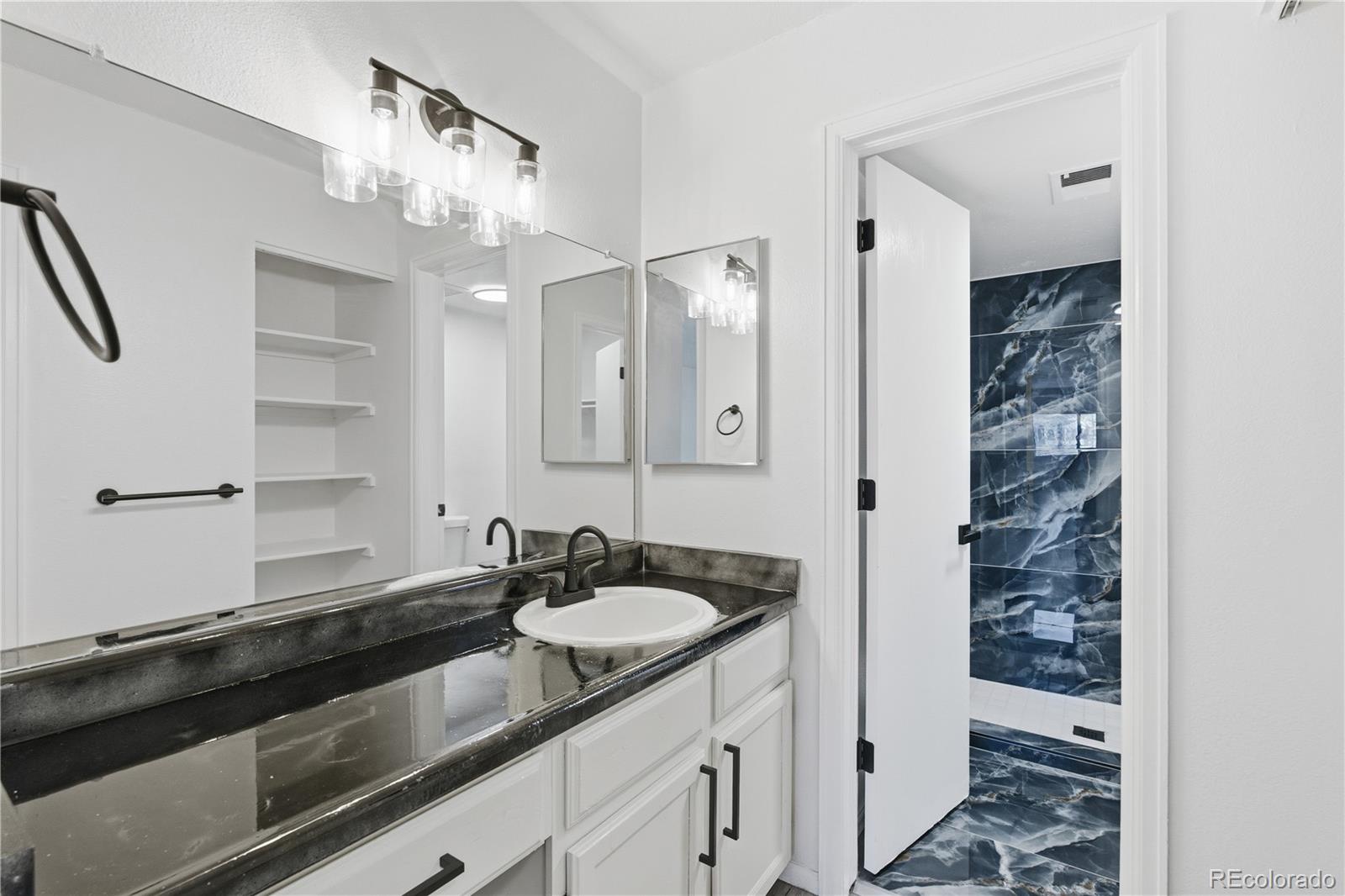 MLS Image #11 for 481 s kalispell way 306,aurora, Colorado