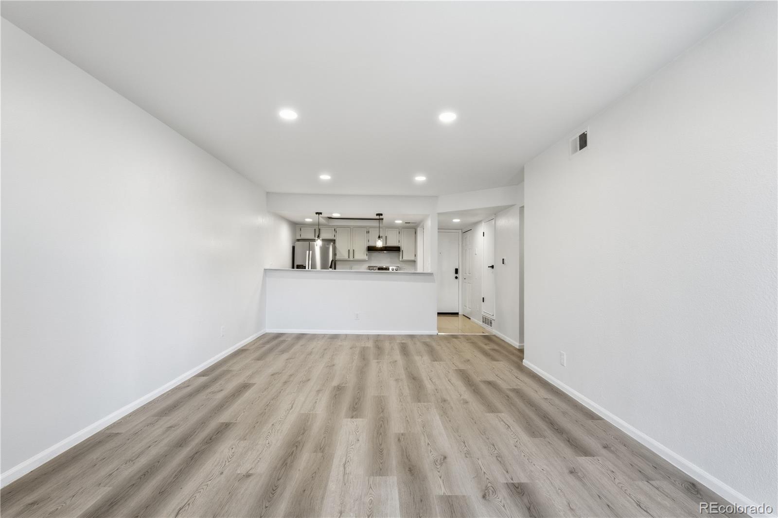 MLS Image #2 for 481 s kalispell way 306,aurora, Colorado