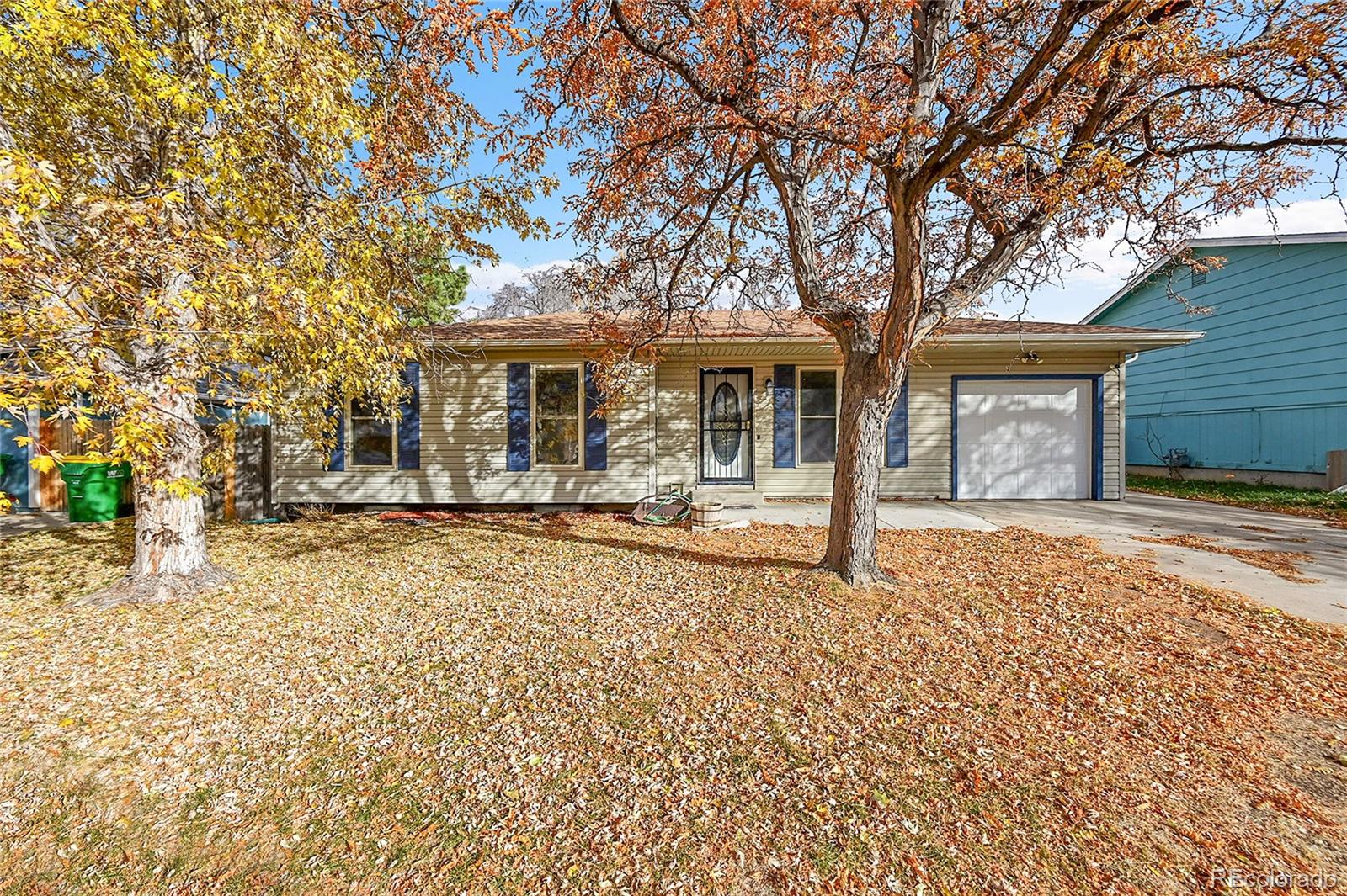 MLS Image #0 for 3352 s holland way,lakewood, Colorado