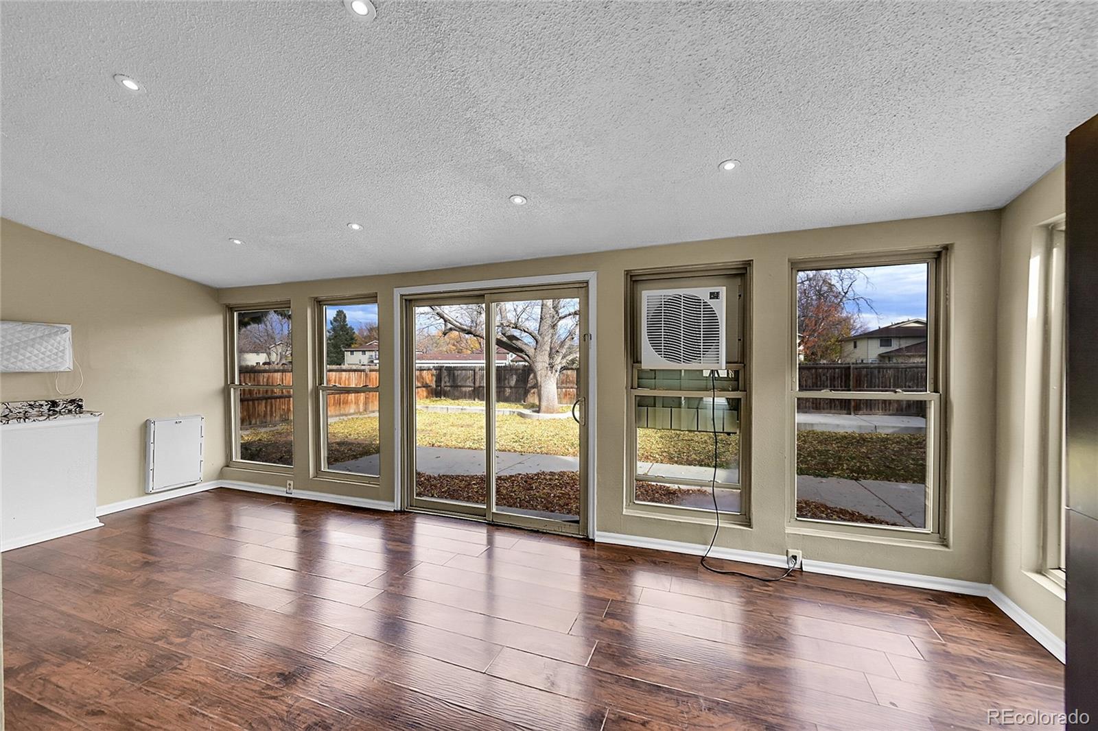 MLS Image #10 for 3352 s holland way,lakewood, Colorado