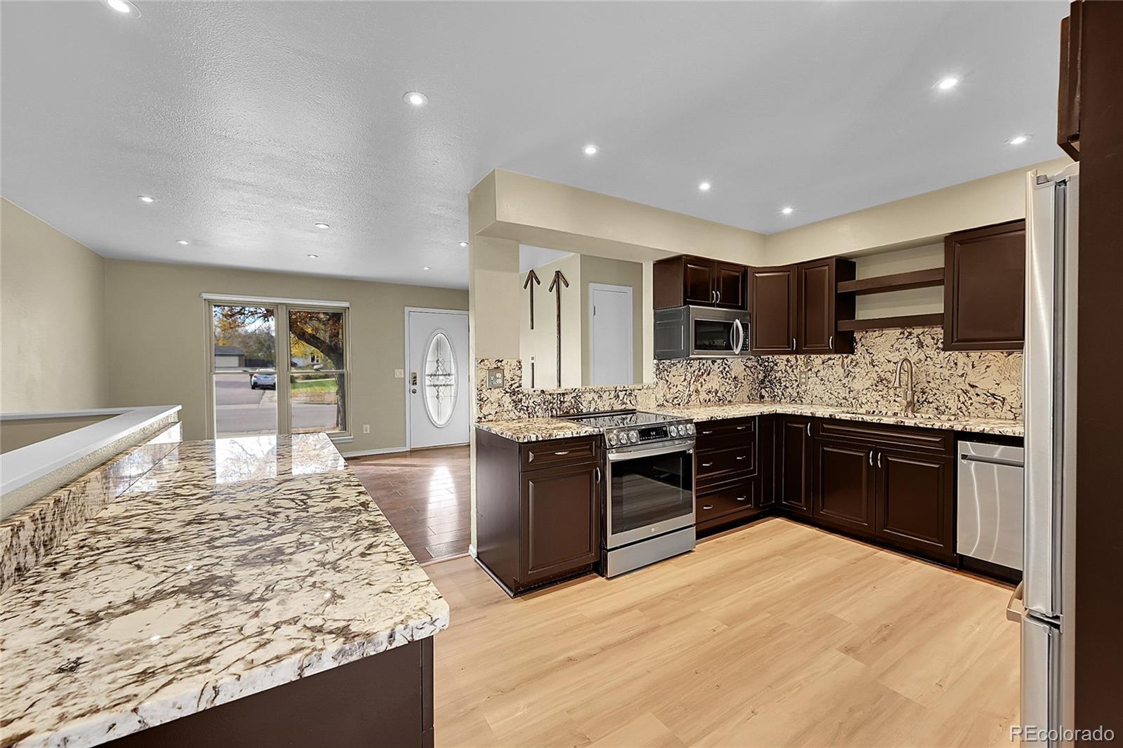 MLS Image #9 for 3352 s holland way,lakewood, Colorado