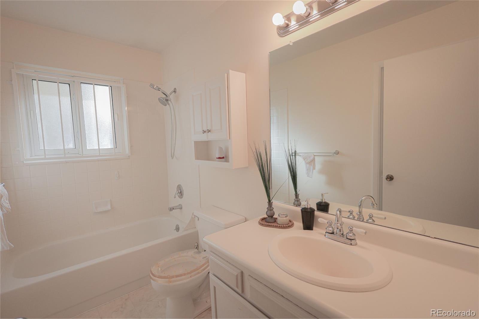 MLS Image #23 for 14891 e jefferson avenue,aurora, Colorado