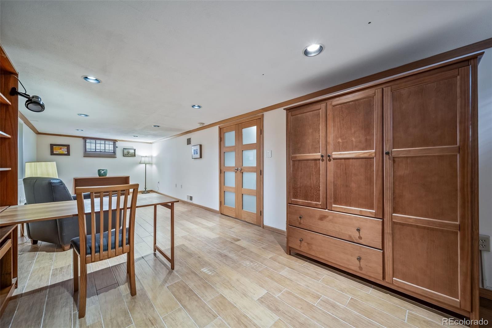 MLS Image #18 for 2544 s lafayette street,denver, Colorado