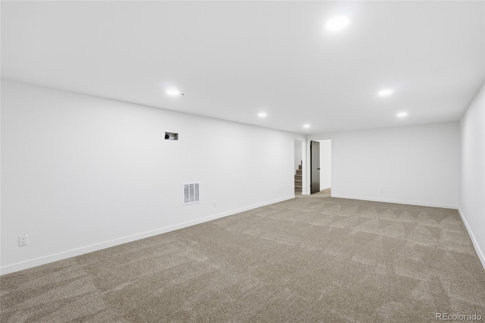 MLS Image #20 for 3188  abilene street,aurora, Colorado