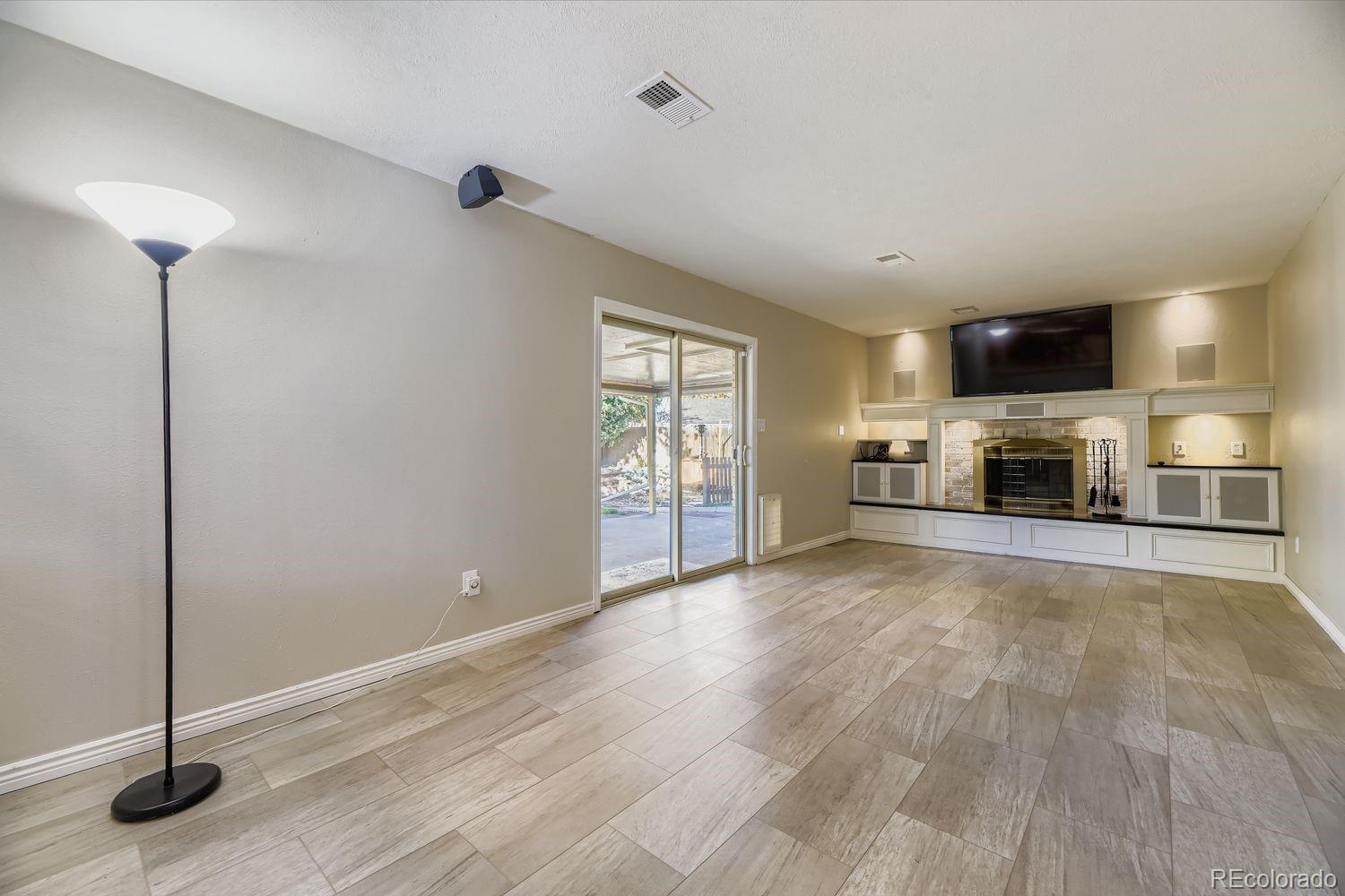 MLS Image #6 for 2125 s yarrow street,lakewood, Colorado