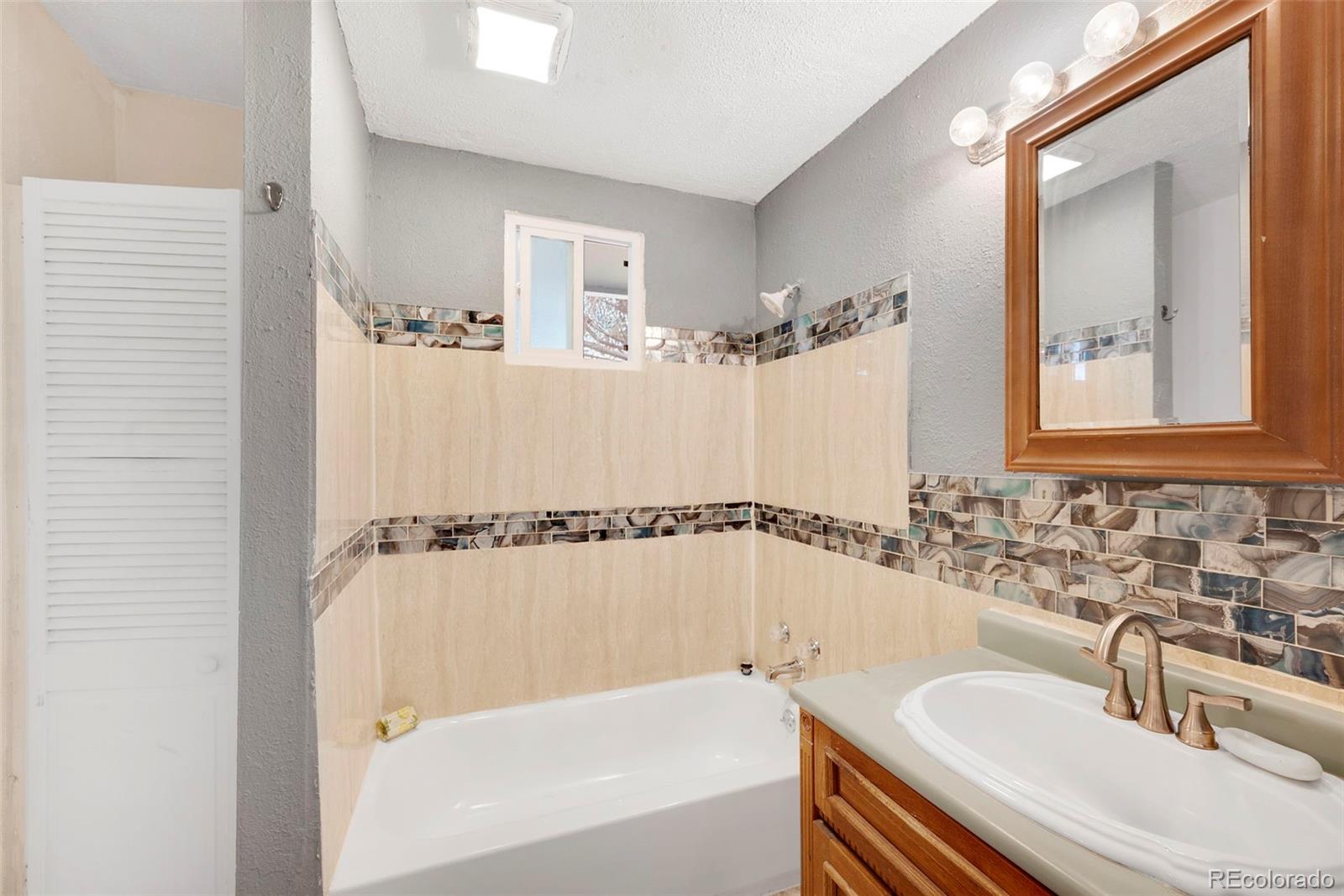 MLS Image #15 for 500  bronco road,denver, Colorado