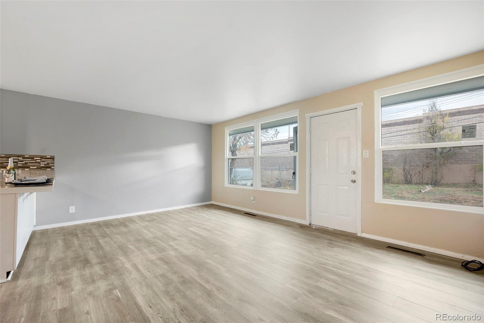 MLS Image #8 for 500  bronco road,denver, Colorado