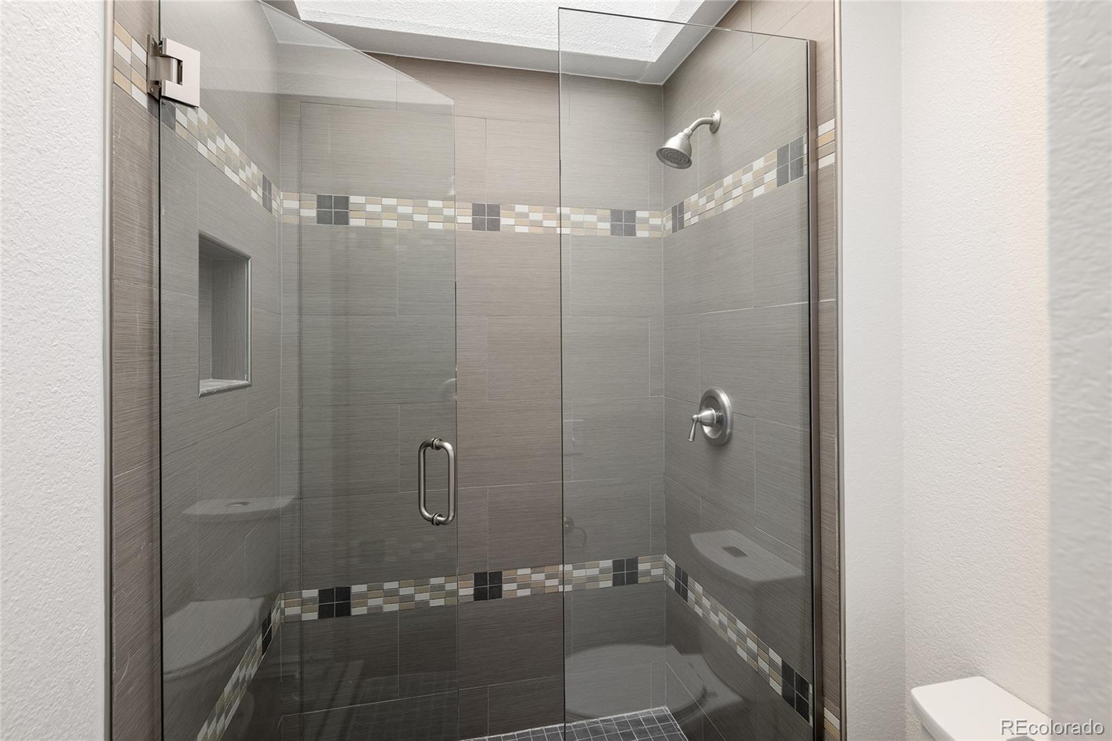 MLS Image #9 for 6433 s florence way,englewood, Colorado