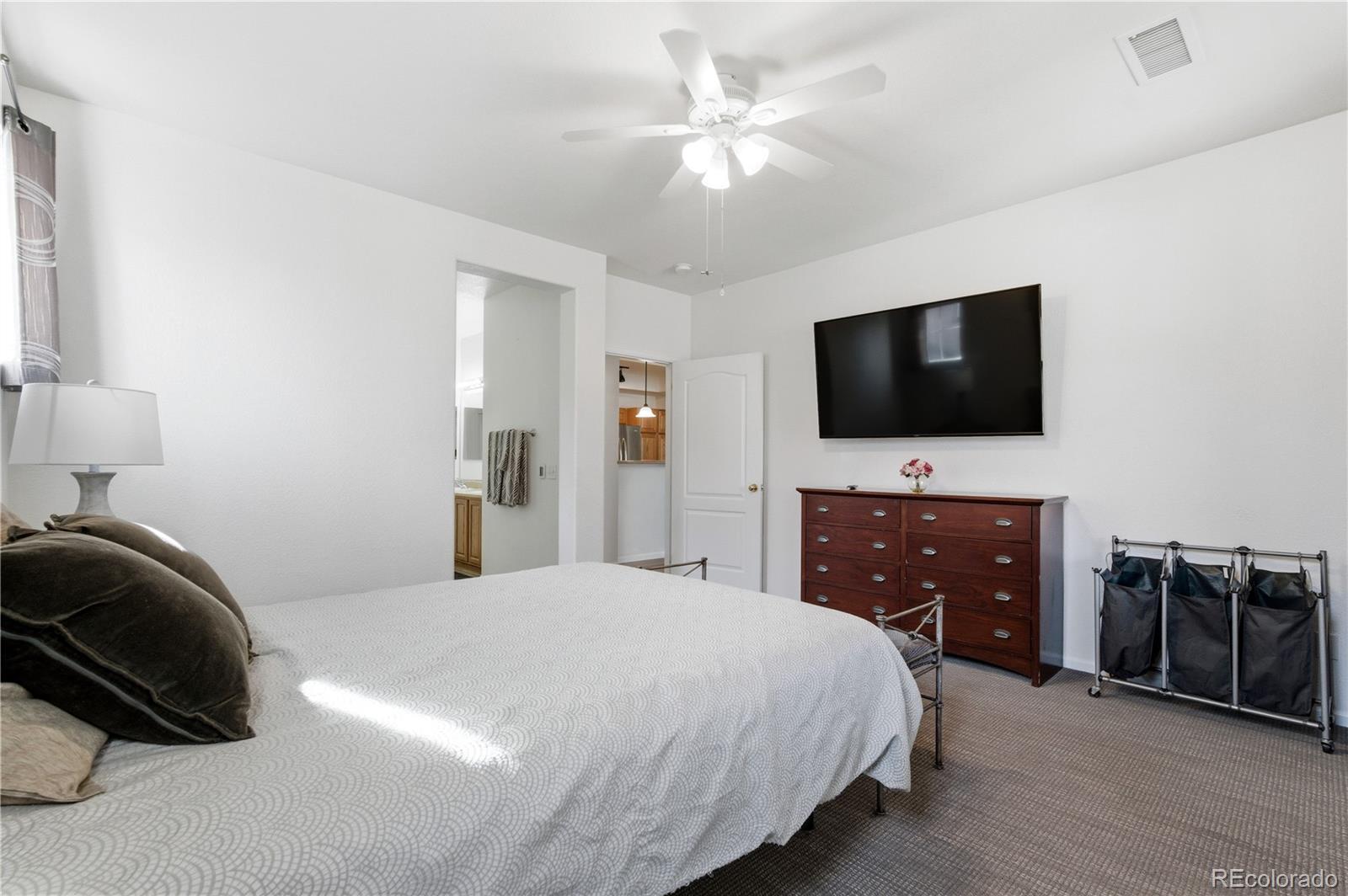 MLS Image #16 for 3851  stonebrush drive 11b,highlands ranch, Colorado