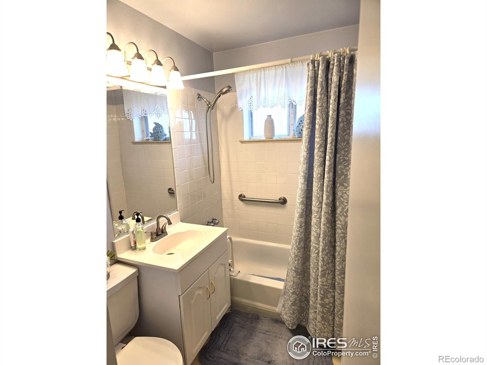 MLS Image #14 for 1697 s bryant street,denver, Colorado