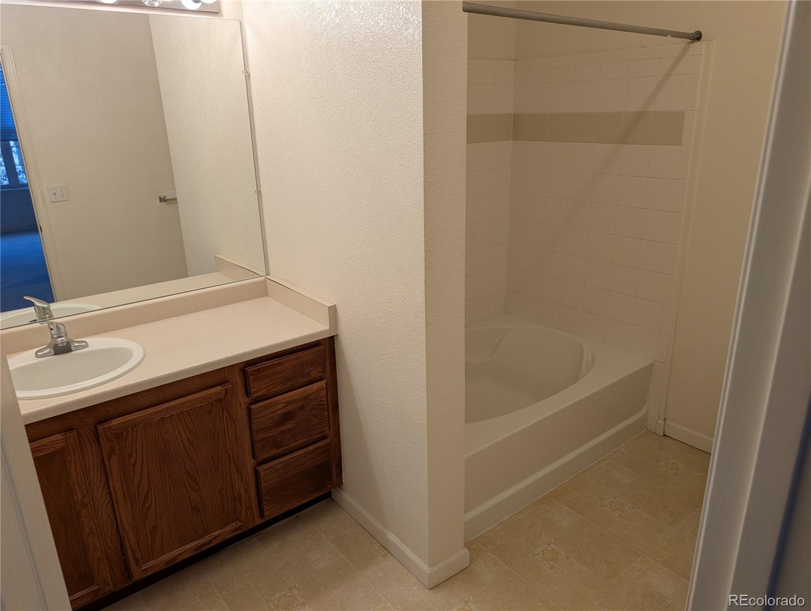 MLS Image #9 for 5703 n gibralter way 6-206,aurora, Colorado