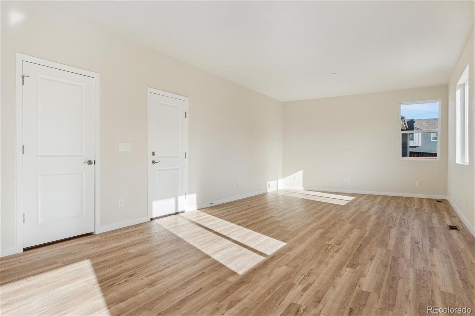 MLS Image #8 for 1462  farmstead street,brighton, Colorado