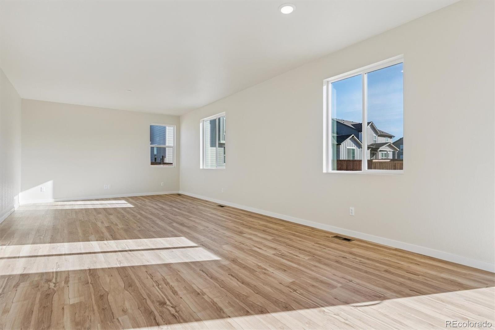 MLS Image #9 for 1462  farmstead street,brighton, Colorado