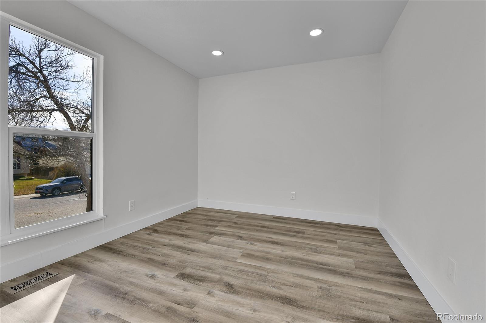 MLS Image #19 for 16555 e arkansas avenue,aurora, Colorado